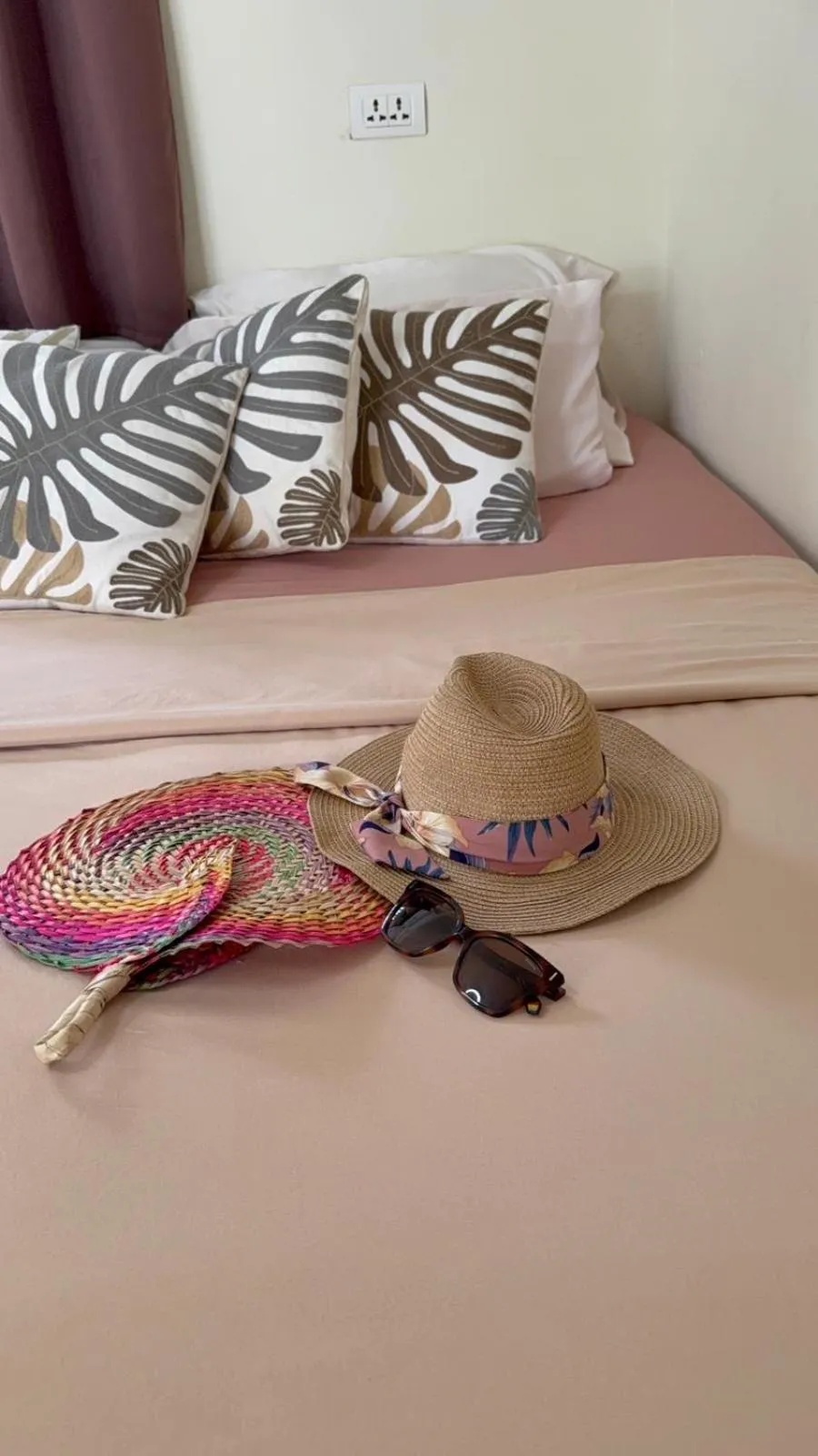 Bed in Parrots Boutique Resort