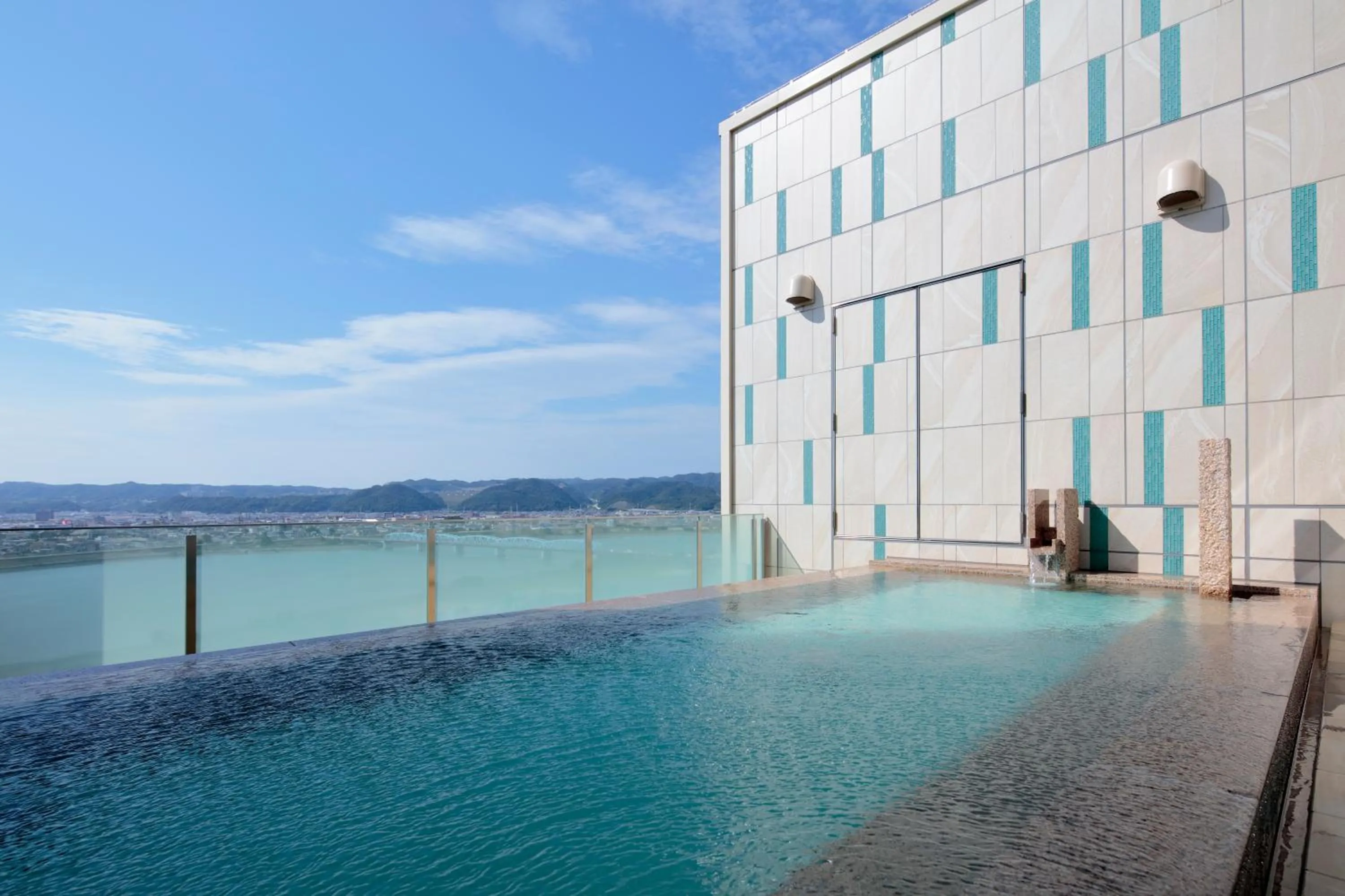 Open Air Bath in Candeo Hotels Nankai Wakayama
