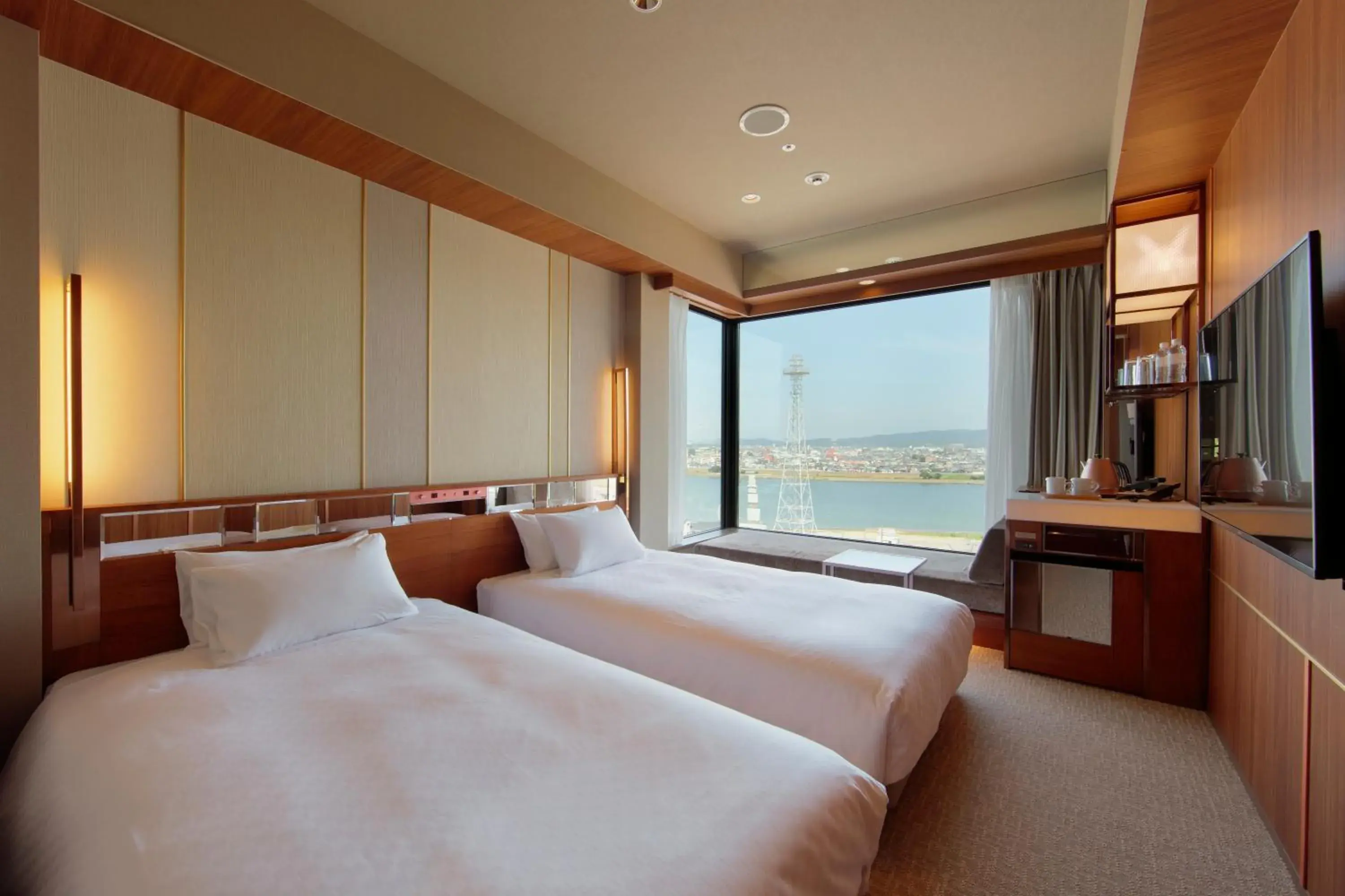 Photo of the whole room, Bed in Candeo Hotels Nankai Wakayama Photo of the whole room, Bed in Candeo Hotels Nankai Wakayama