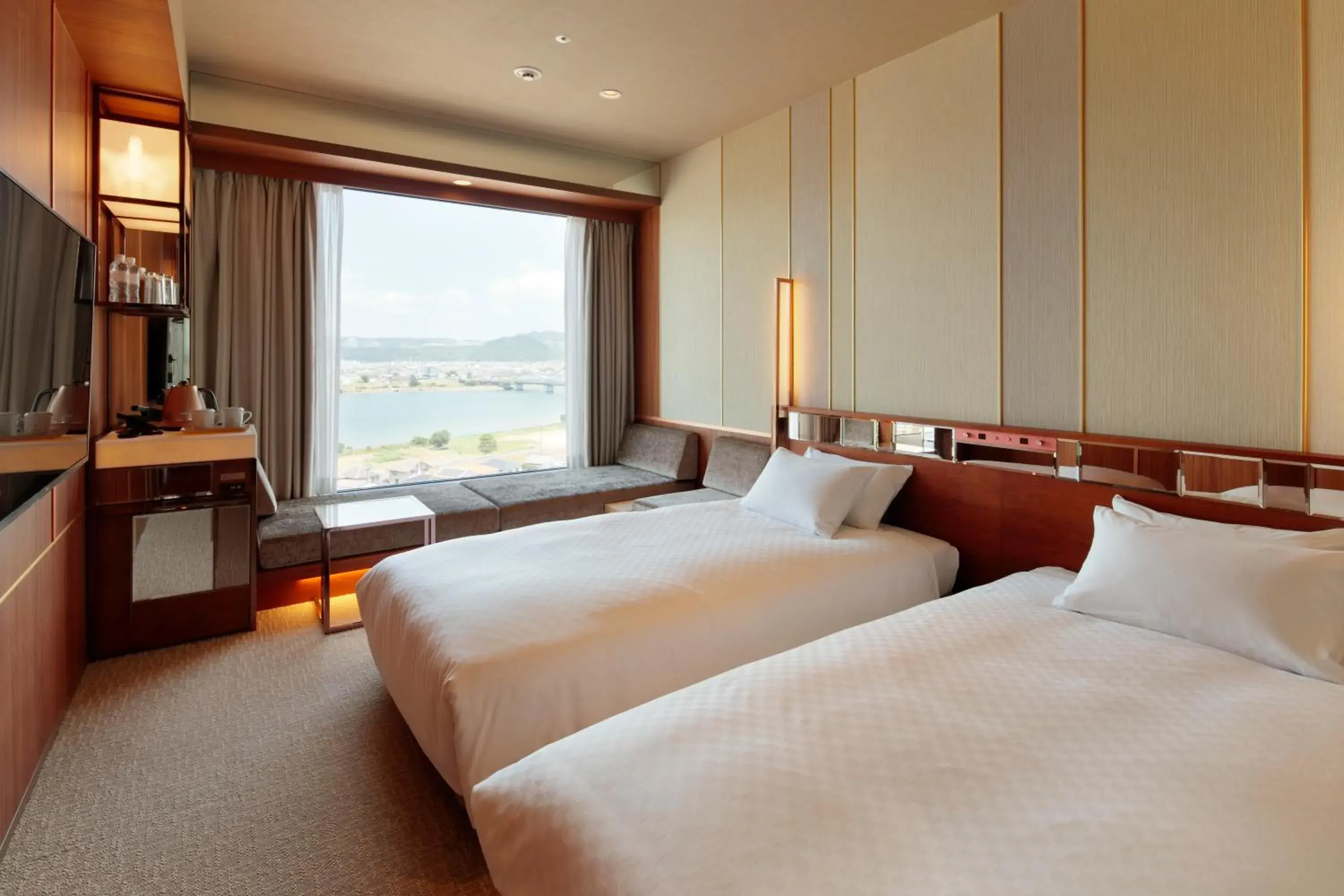 Photo of the whole room, Bed in Candeo Hotels Nankai Wakayama Photo of the whole room, Bed in Candeo Hotels Nankai Wakayama