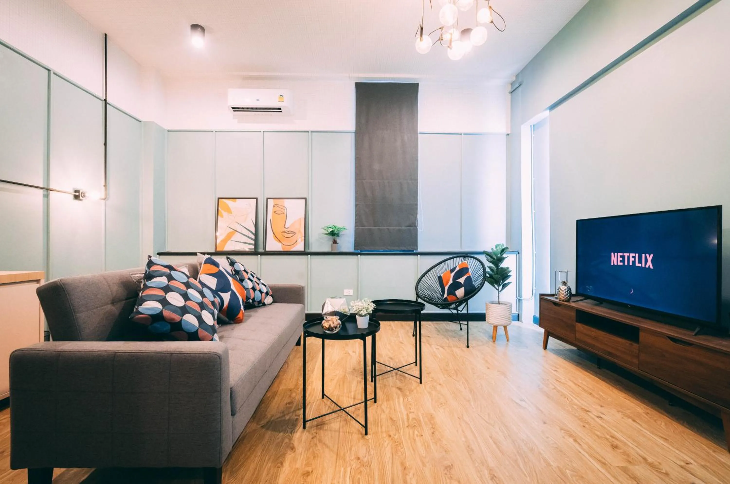 Saffron Hill Bangkok