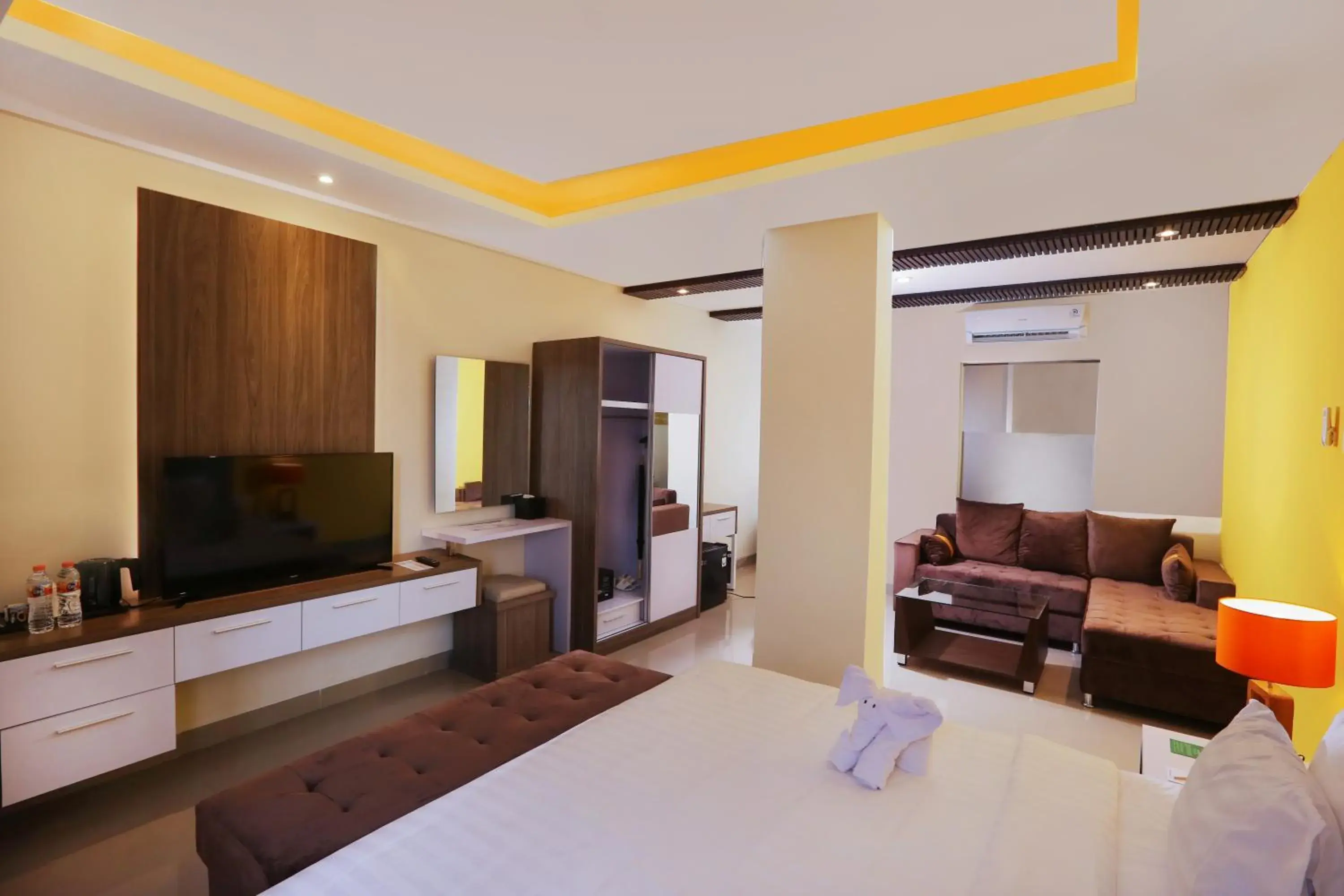 Deluxe Room in Canggu Dream Village Hotel and Suites Deluxe Room in Canggu Dream Village Hotel and Suites