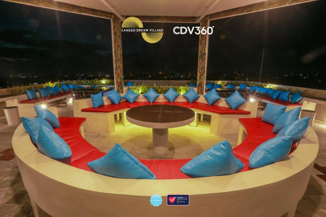 Lounge or bar in Canggu Dream Village Hotel and Suites