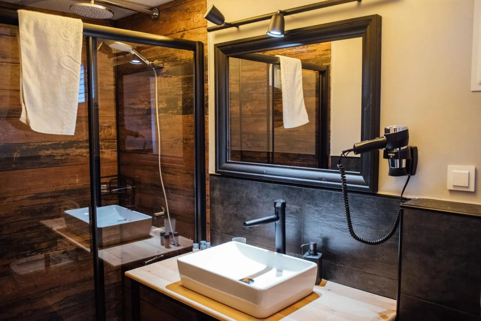 Bathroom in Koala Bungalows
