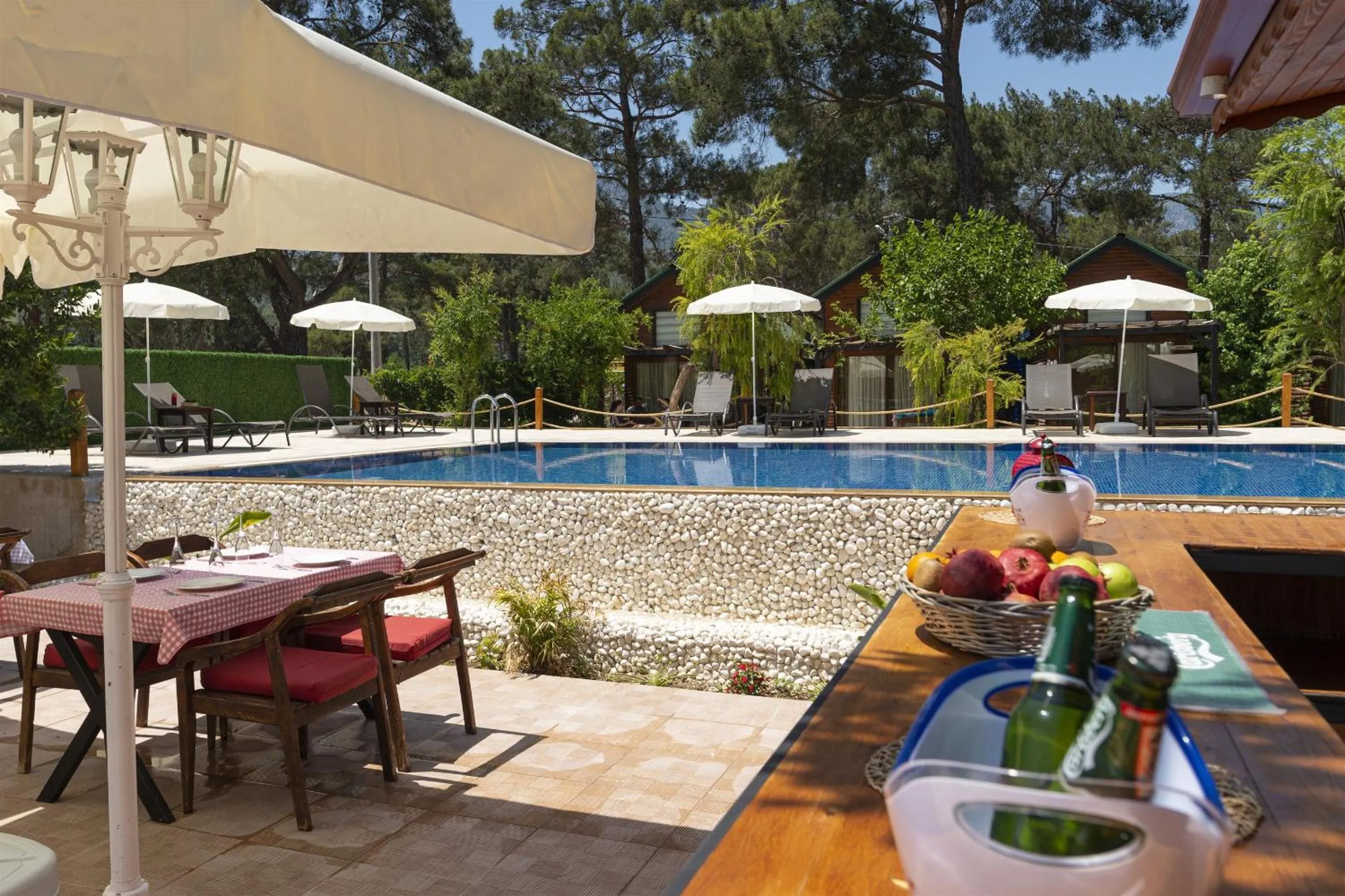 Food and drinks in Koala Bungalows