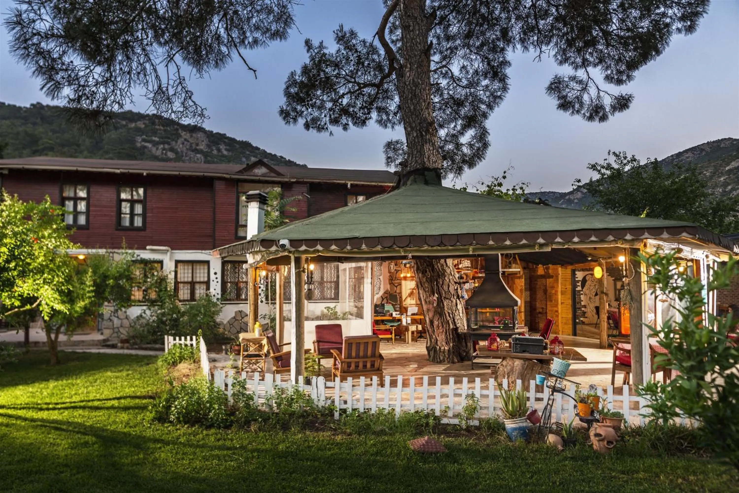 Property building in Koala Bungalows