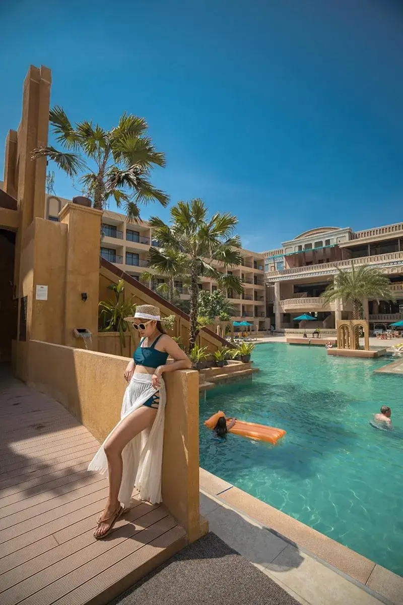 Swimming pool in Pamookkoo Swimming pool in Pamookkoo