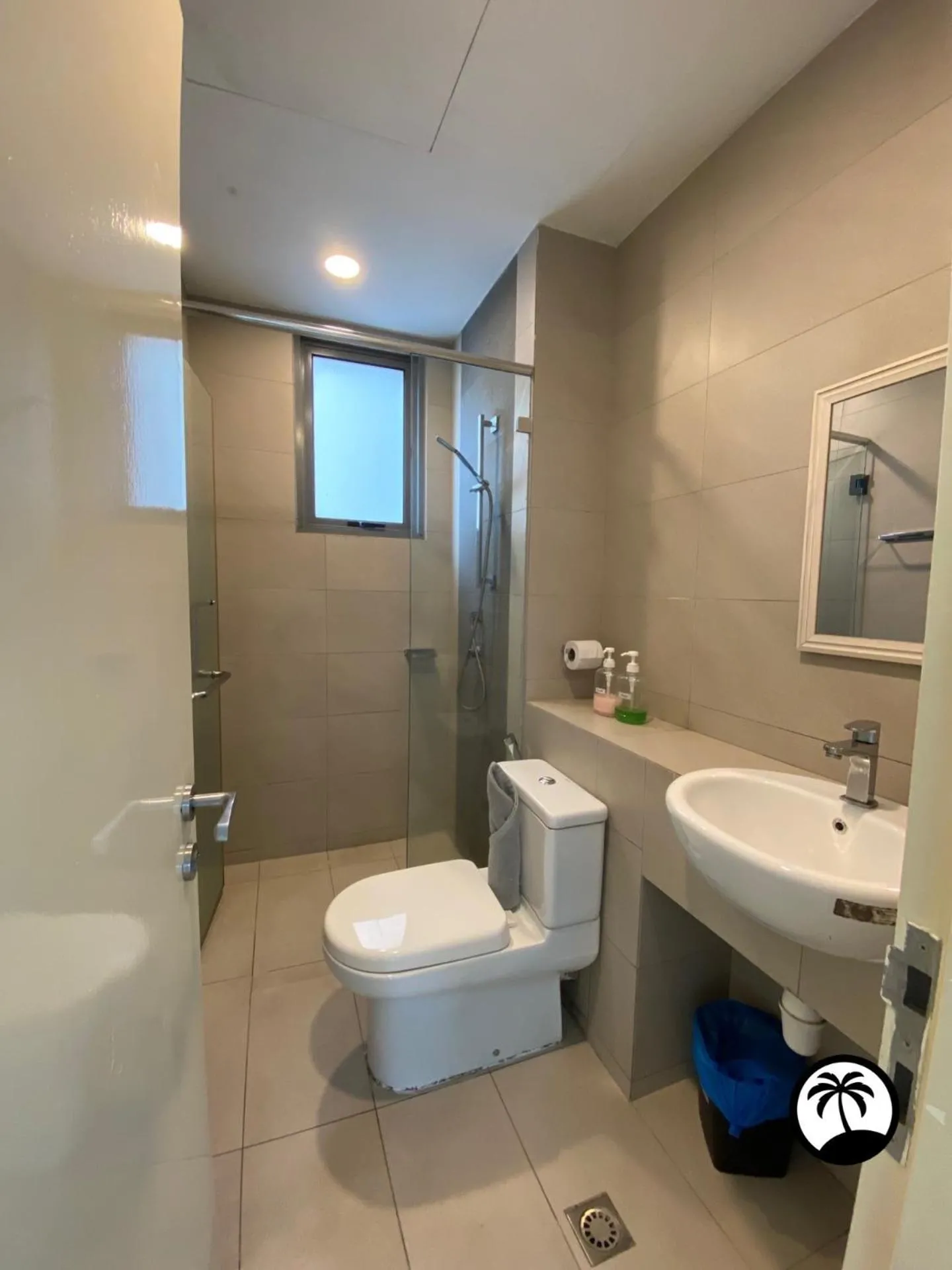 Bathroom in Paradise Suite at the Loft, Imago