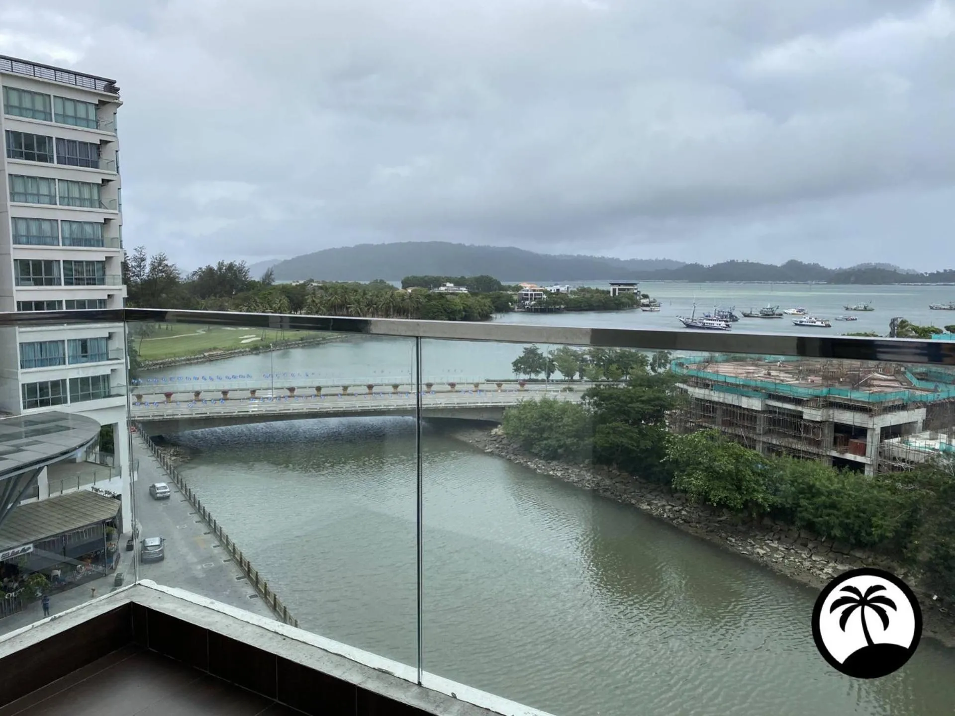 River view in Paradise Suite at the Loft, Imago
