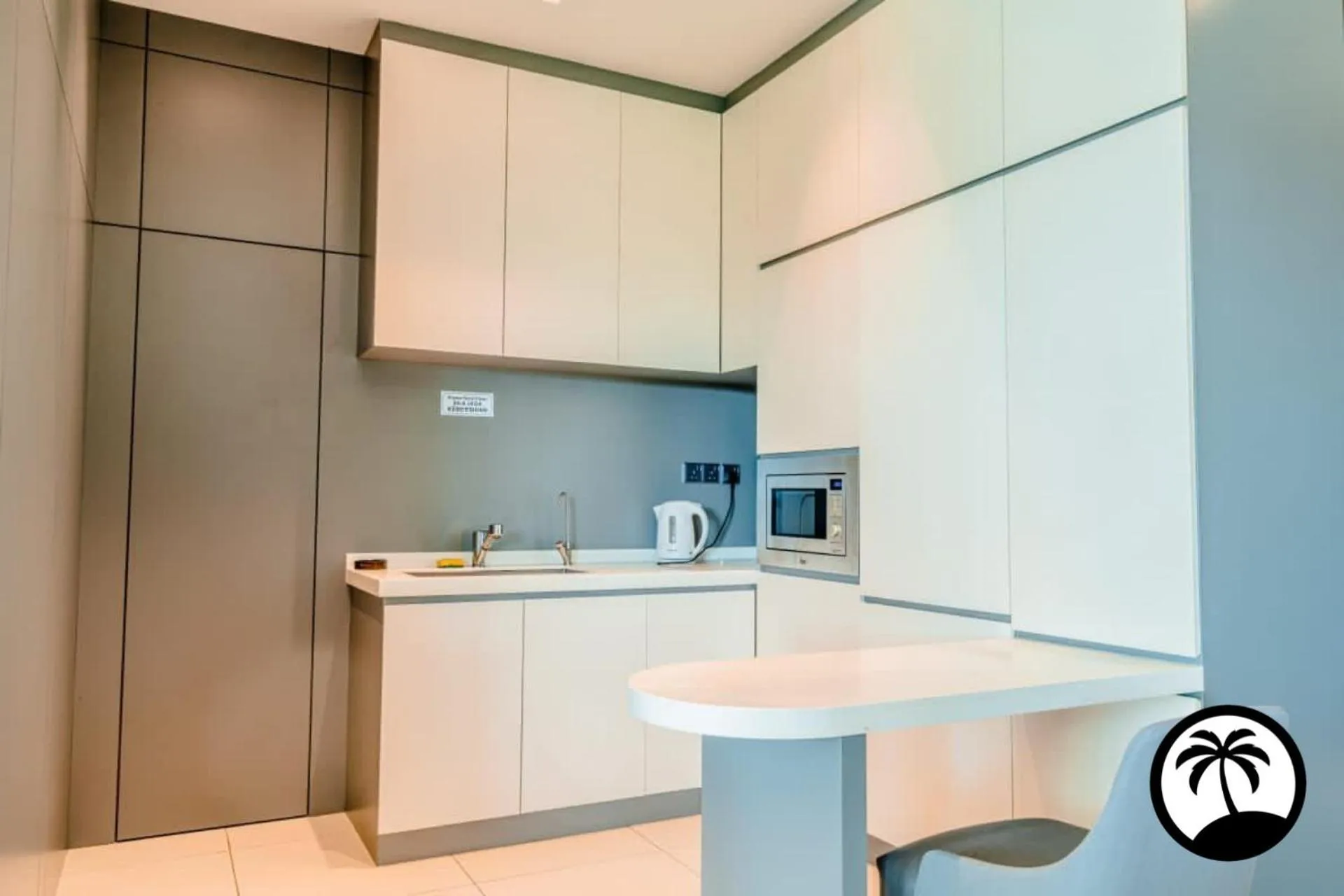 Kitchen or kitchenette in Paradise Suite at the Loft, Imago