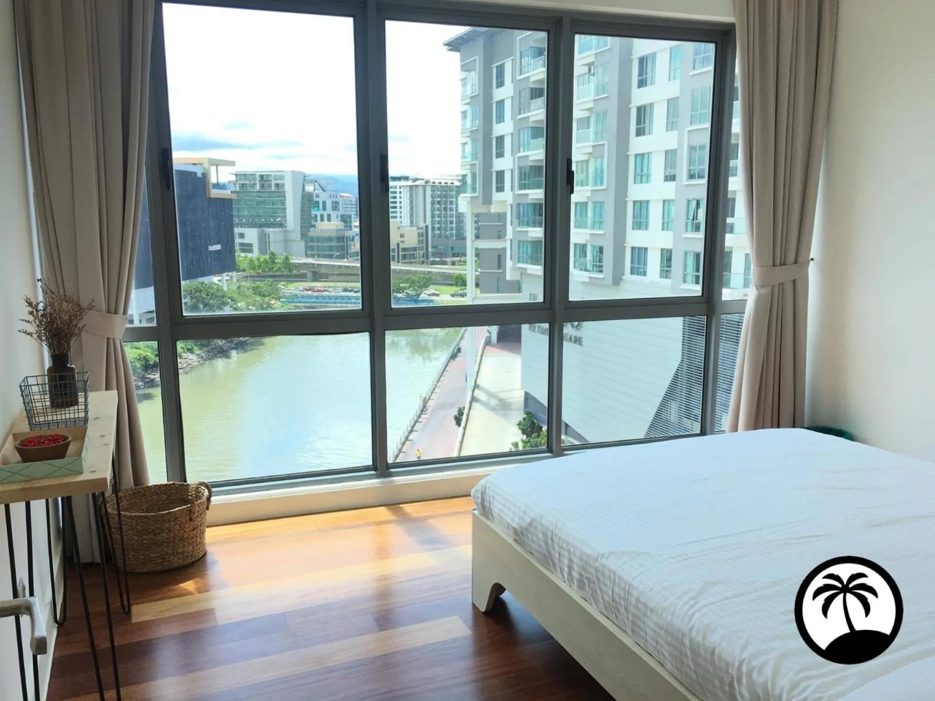 City view, Bed in Paradise Suite at the Loft, Imago