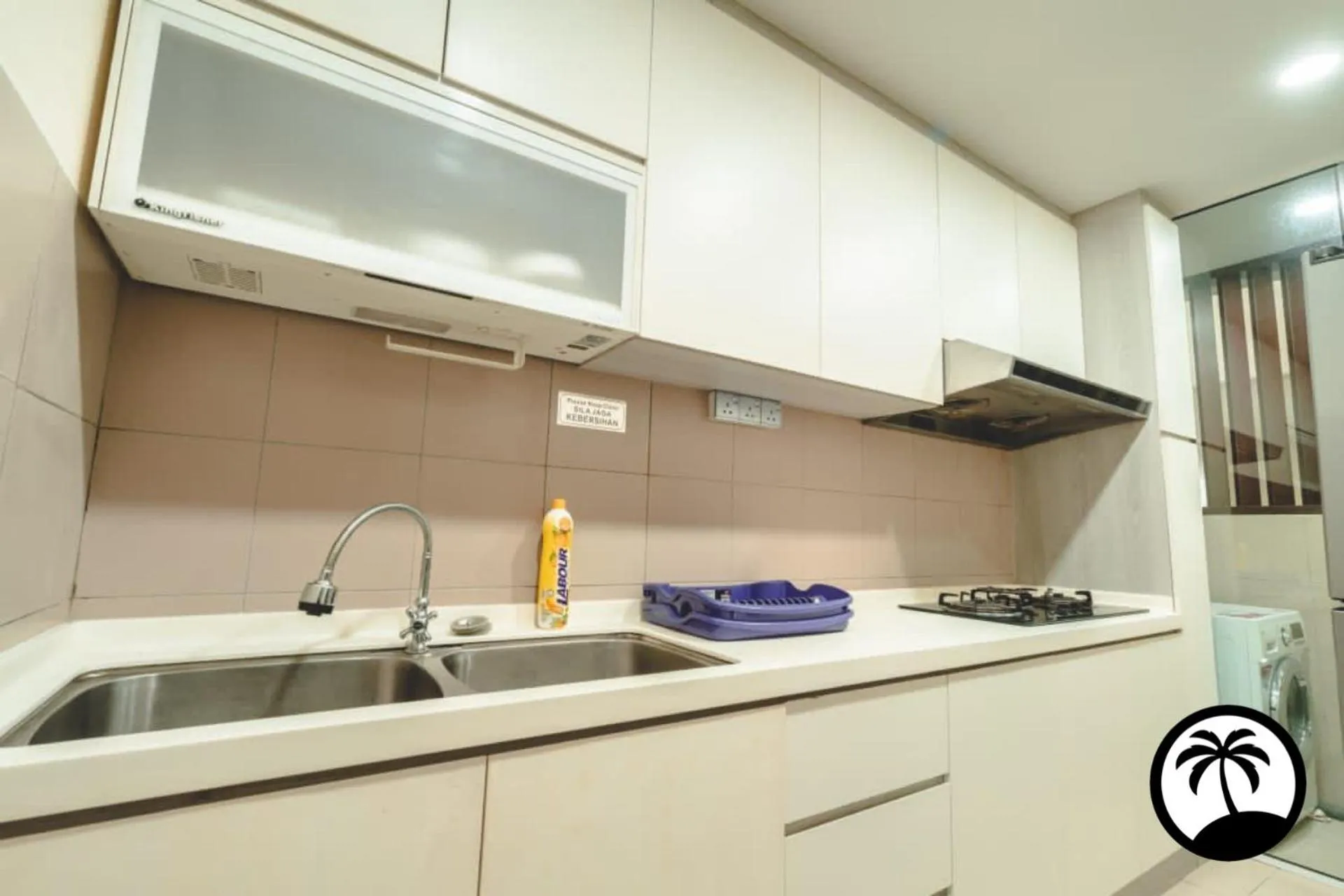 Kitchen or kitchenette in Paradise Suite at the Loft, Imago