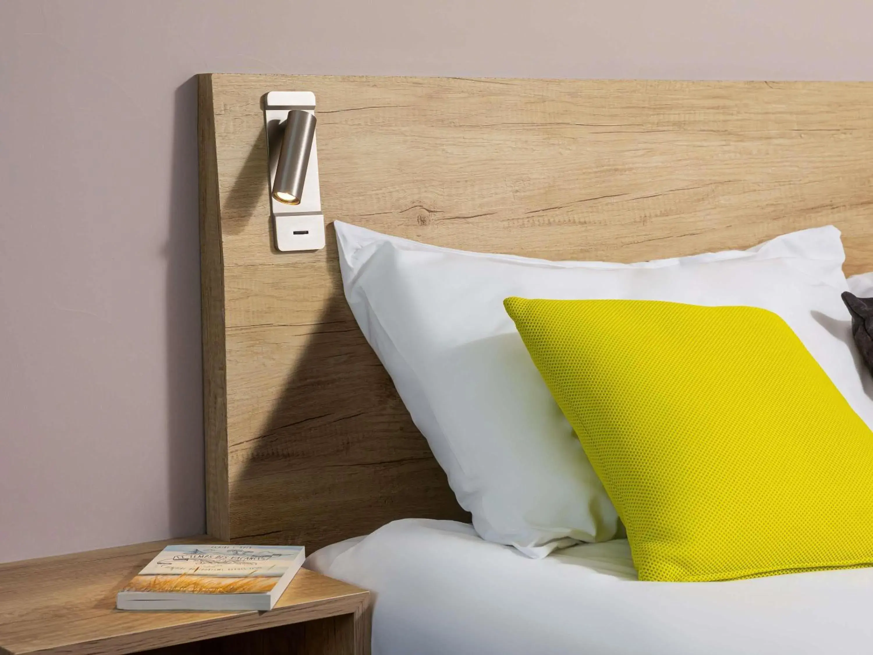 Bedroom, Bed in ibis Thalassa Le Touquet Bedroom, Bed in ibis Thalassa Le Touquet