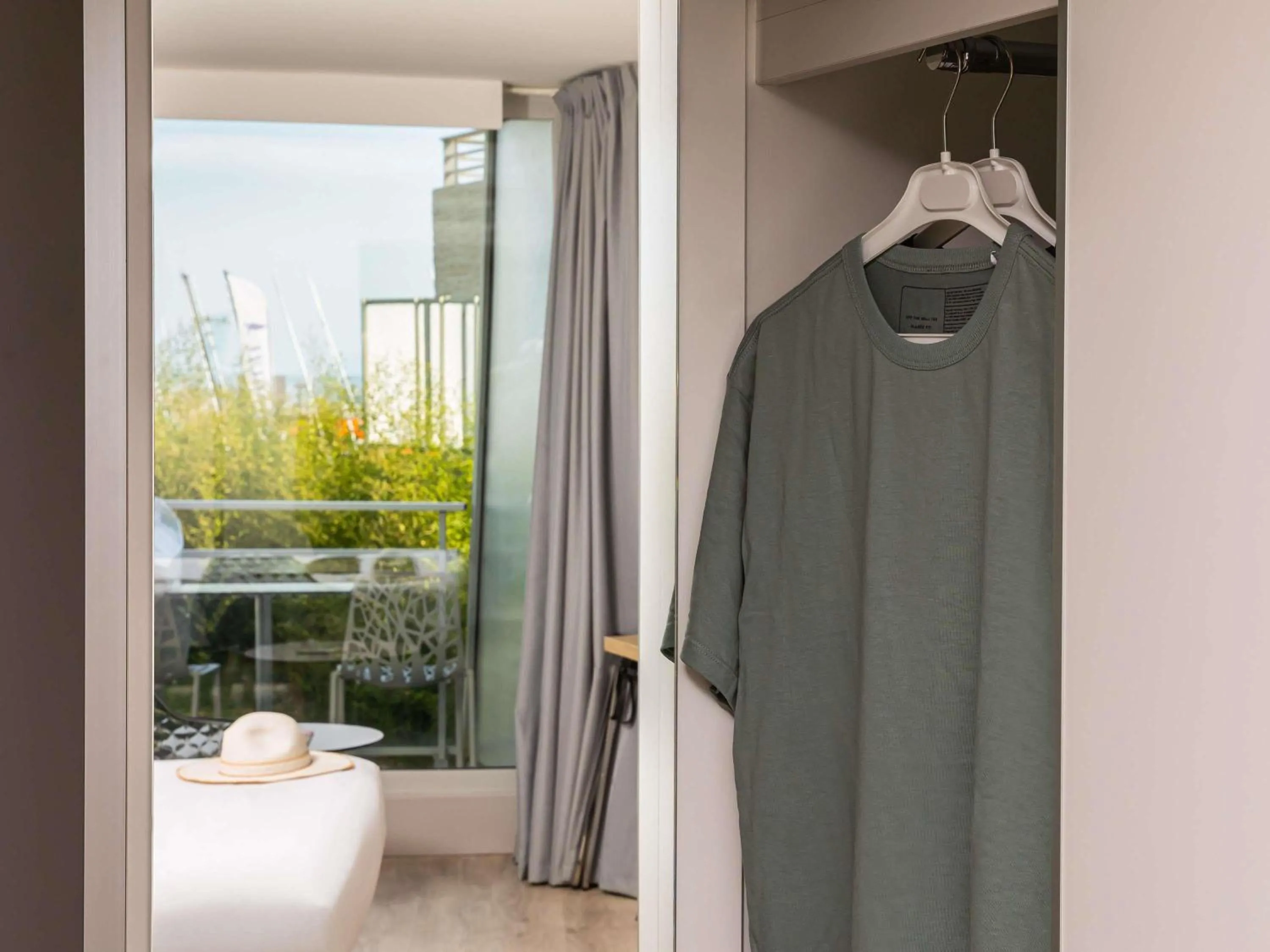 Bedroom in ibis Thalassa Le Touquet