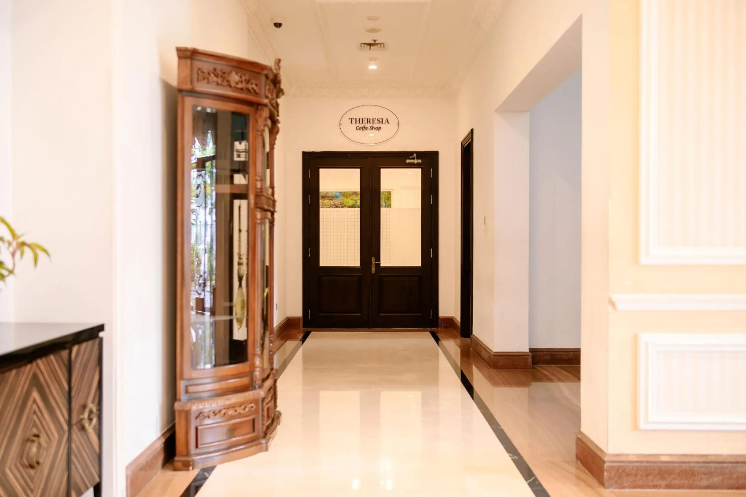 Restaurant/places to eat in Beth Kasegaran Theresia