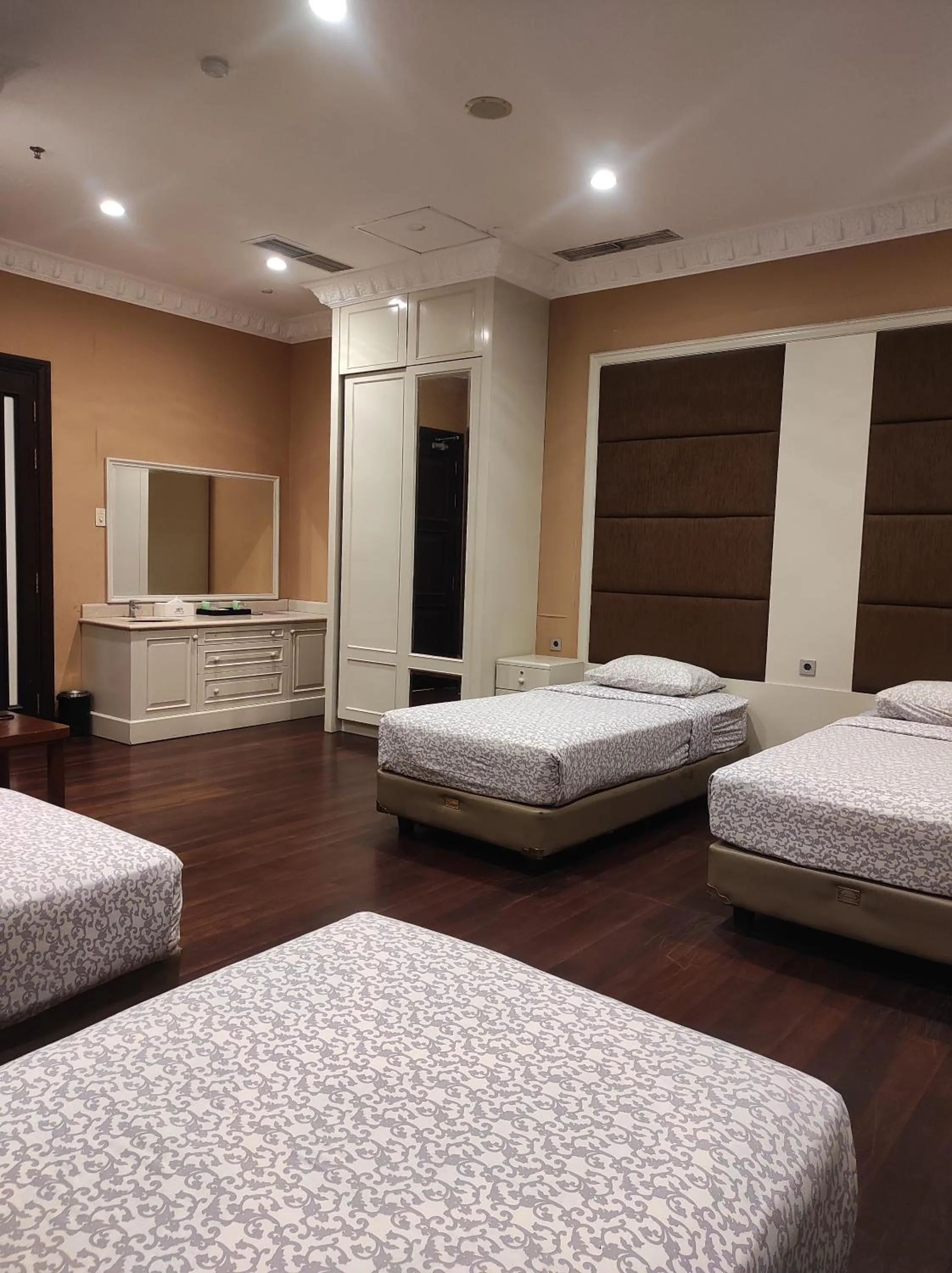 Bedroom, Bed in Beth Kasegaran Theresia