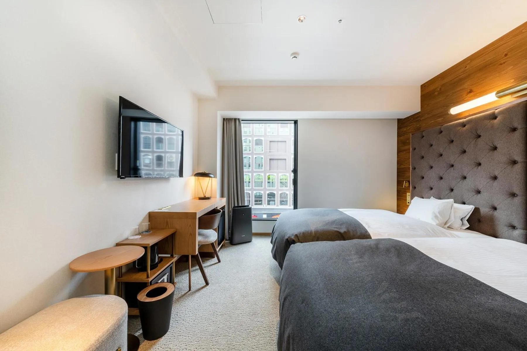 Photo of the whole room, Bed in THE KNOT SAPPORO