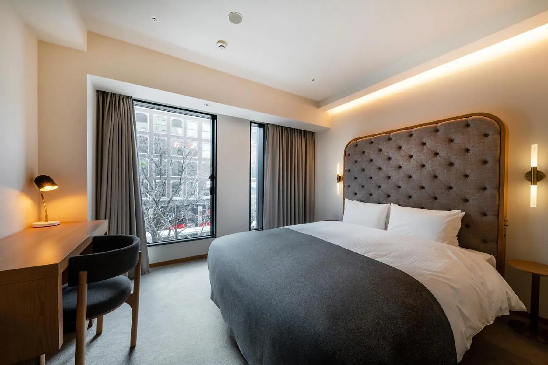 Photo of the whole room, Bed in THE KNOT SAPPORO Photo of the whole room, Bed in THE KNOT SAPPORO