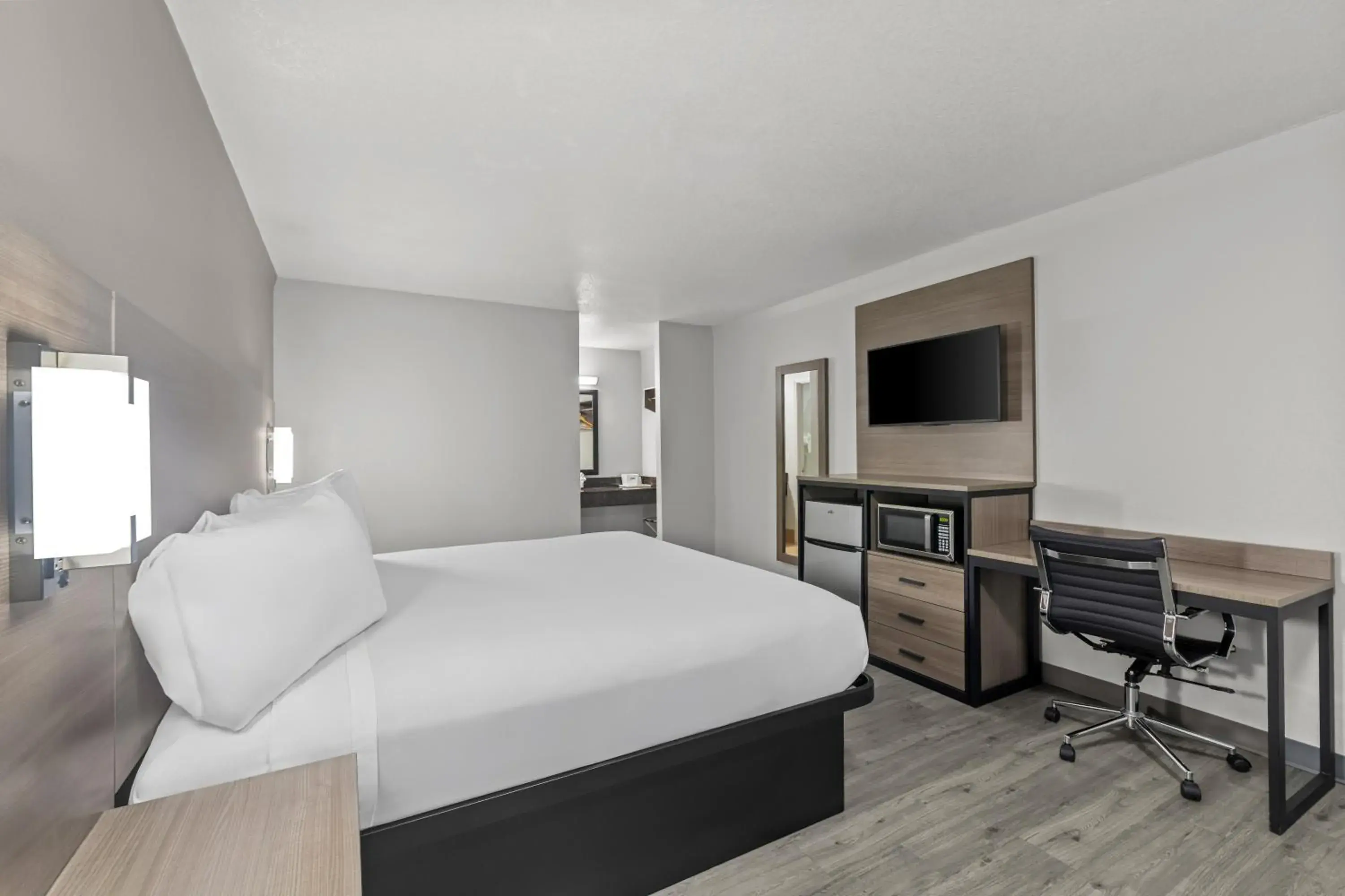 Bedroom, Bed in Americas Best Value Inn Austin Bedroom, Bed in Americas Best Value Inn Austin