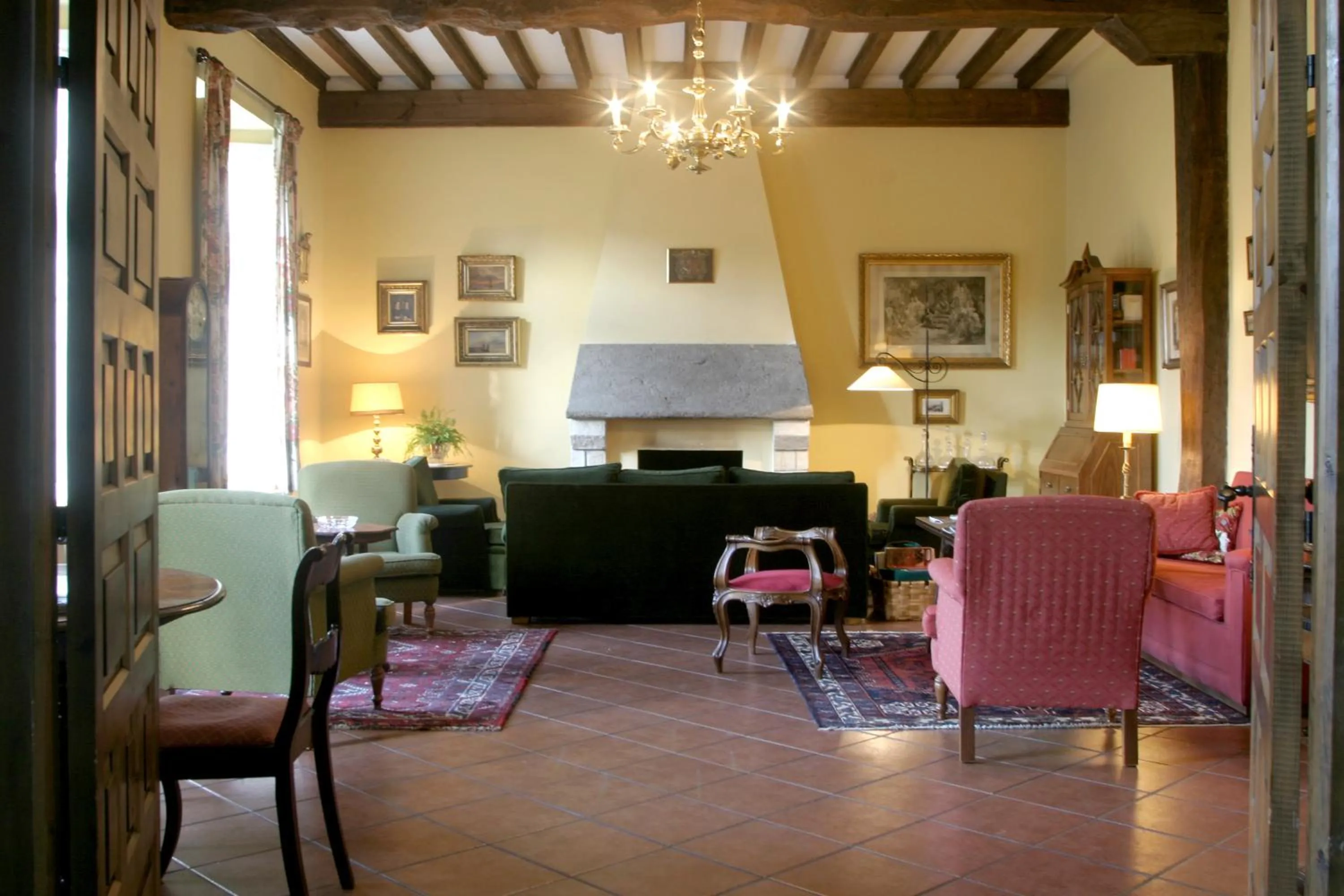 Lounge or bar in Hotel Casona El Arral