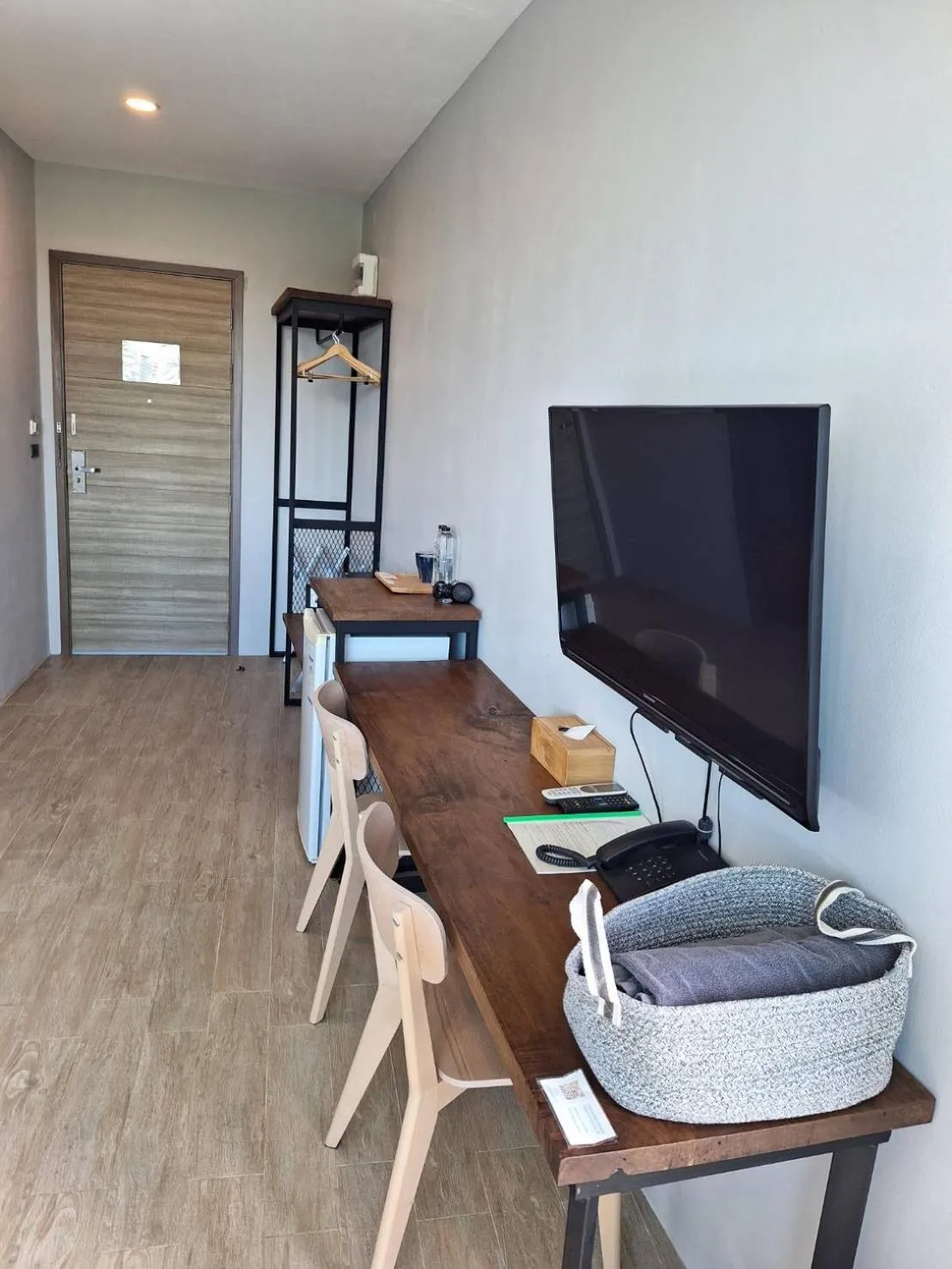 TV and multimedia in Atom Phuket Hotel