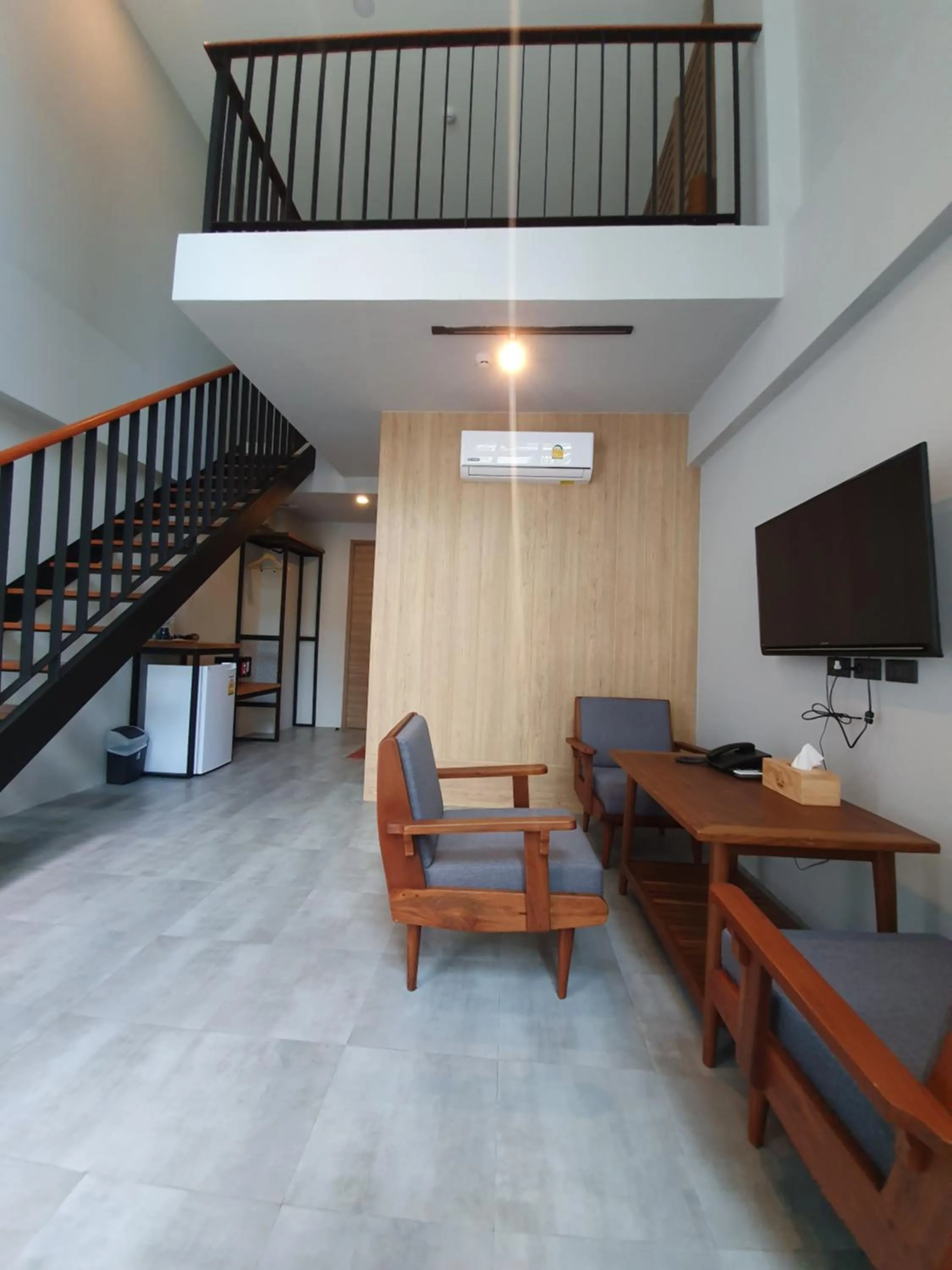 TV and multimedia in Atom Phuket Hotel