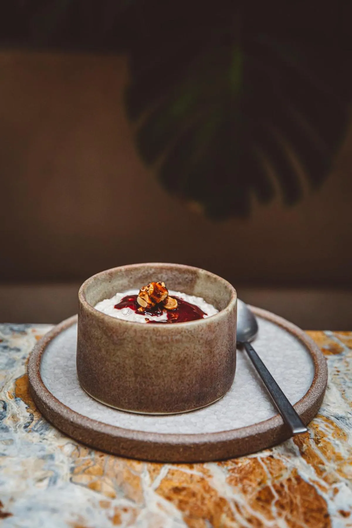 Restaurant/places to eat in HOY Paris - Yoga Hotel