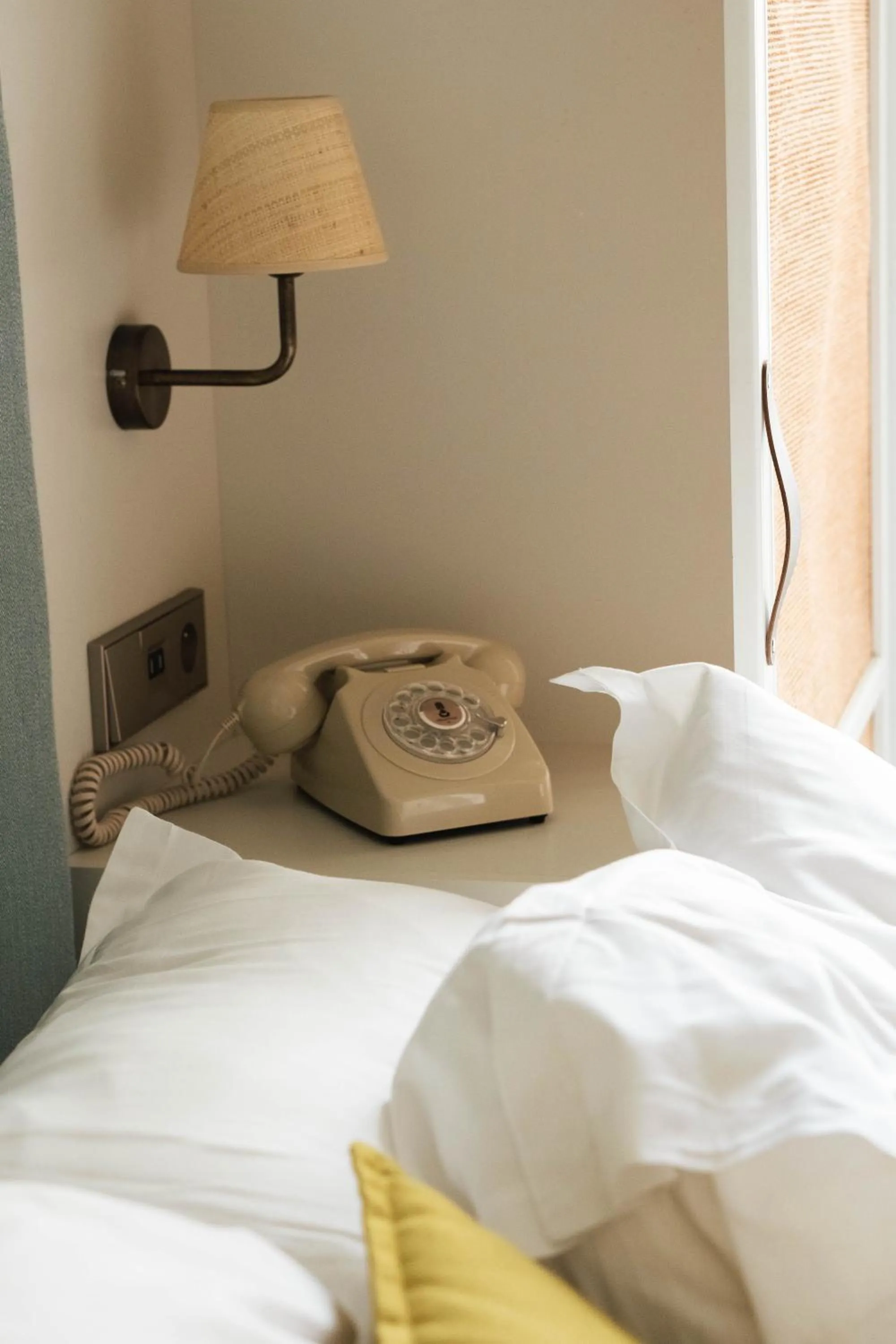 Bed in HOY Paris - Yoga Hotel