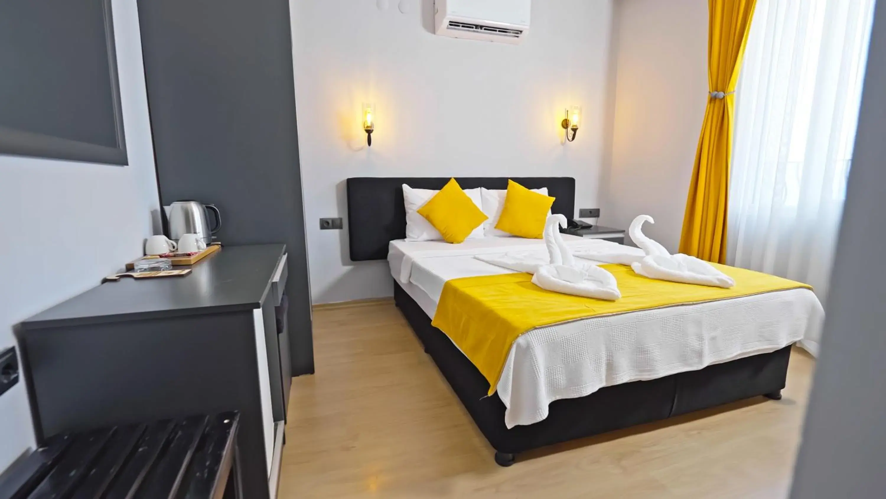 Double Room with Sea View in Yasemin Hotel Double Room with Sea View in Yasemin Hotel