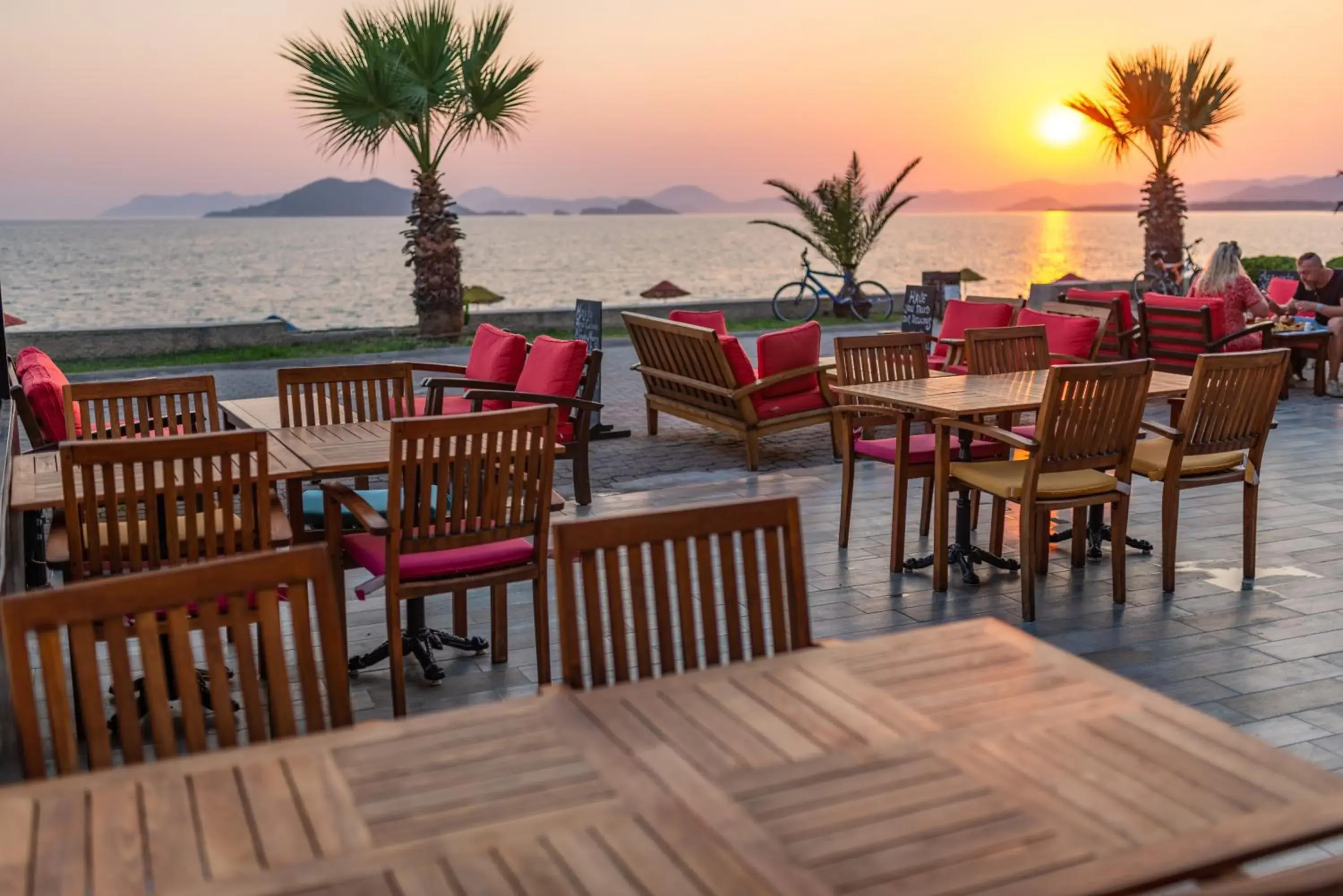 Restaurant/places to eat in Yasemin Hotel Restaurant/places to eat in Yasemin Hotel