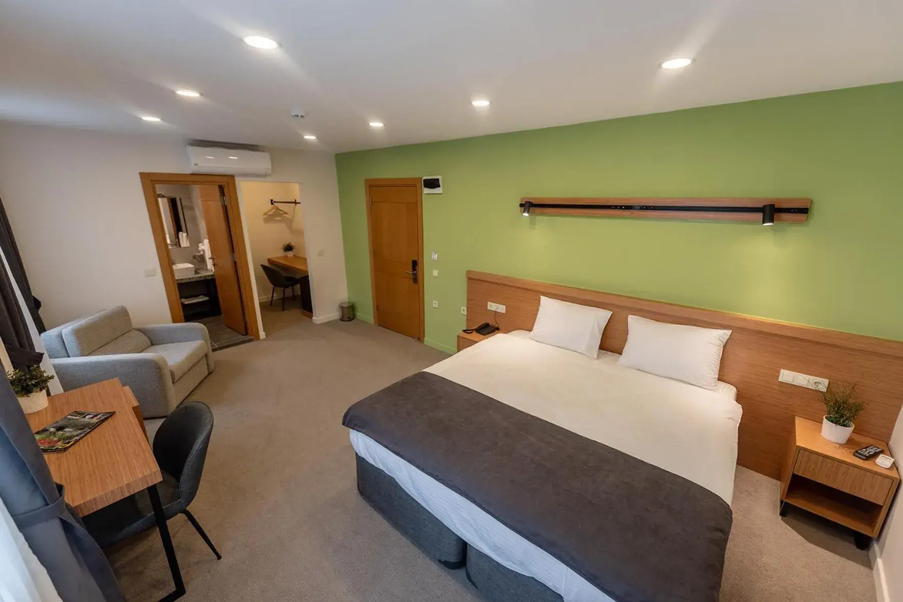 Photo of the whole room, Bed in Bram Hotel Istanbul Photo of the whole room, Bed in Bram Hotel Istanbul