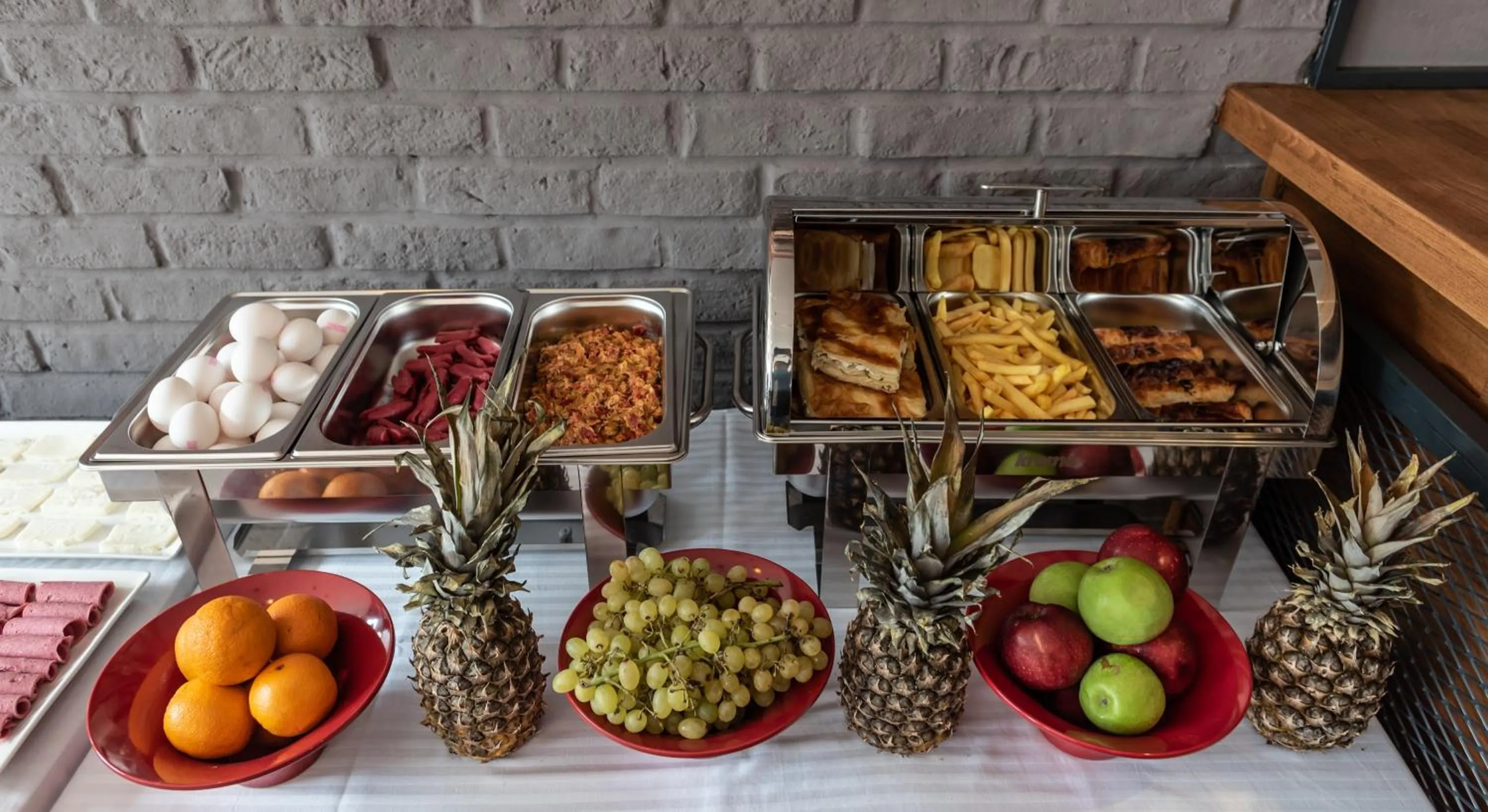 Breakfast in Bram Hotel Istanbul