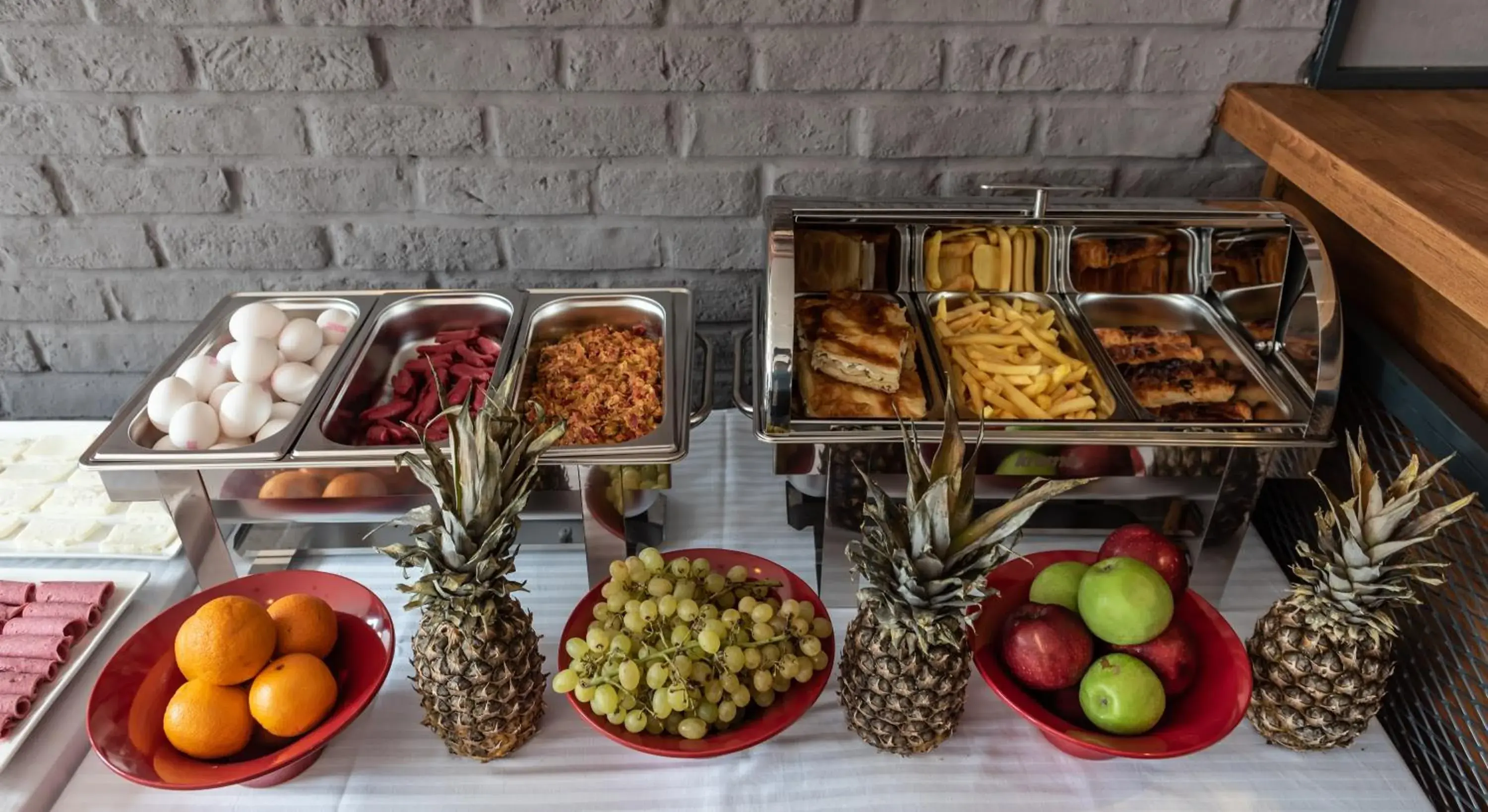 Breakfast in Bram Hotel Istanbul Breakfast in Bram Hotel Istanbul