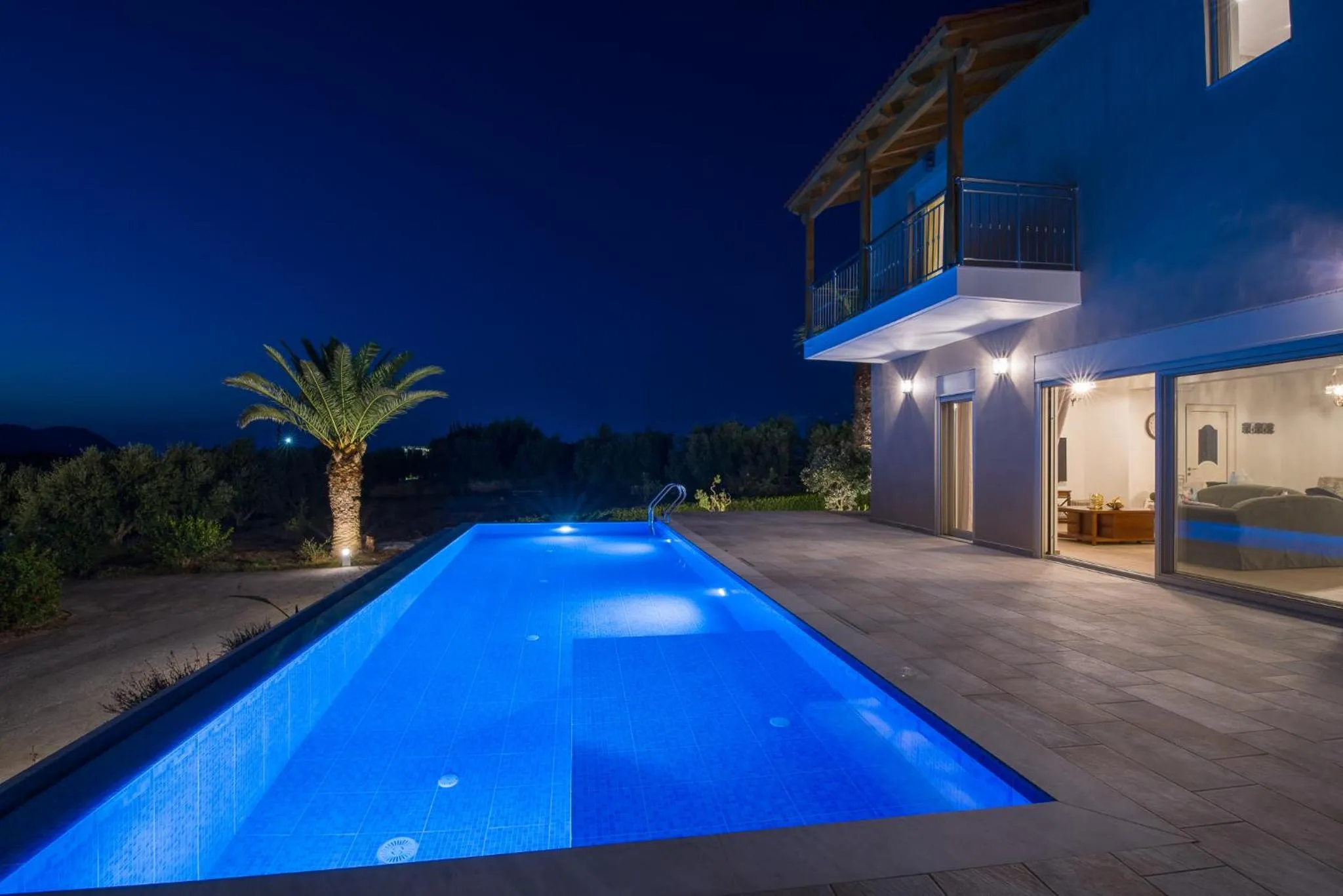 Property building in Villa Koutalas
