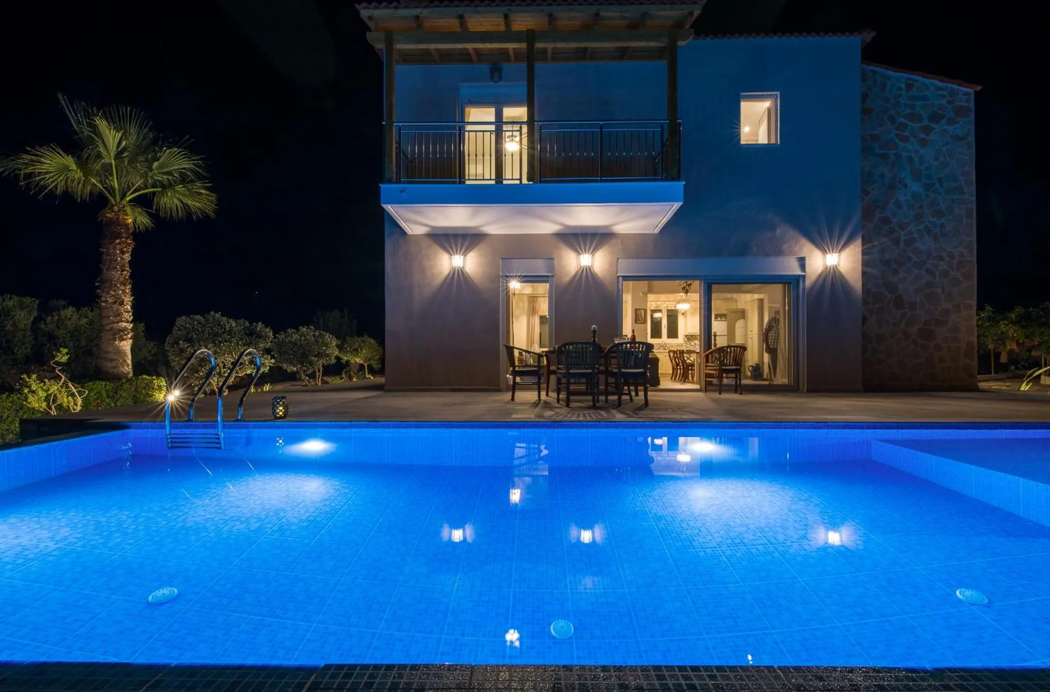 Property building in Villa Koutalas