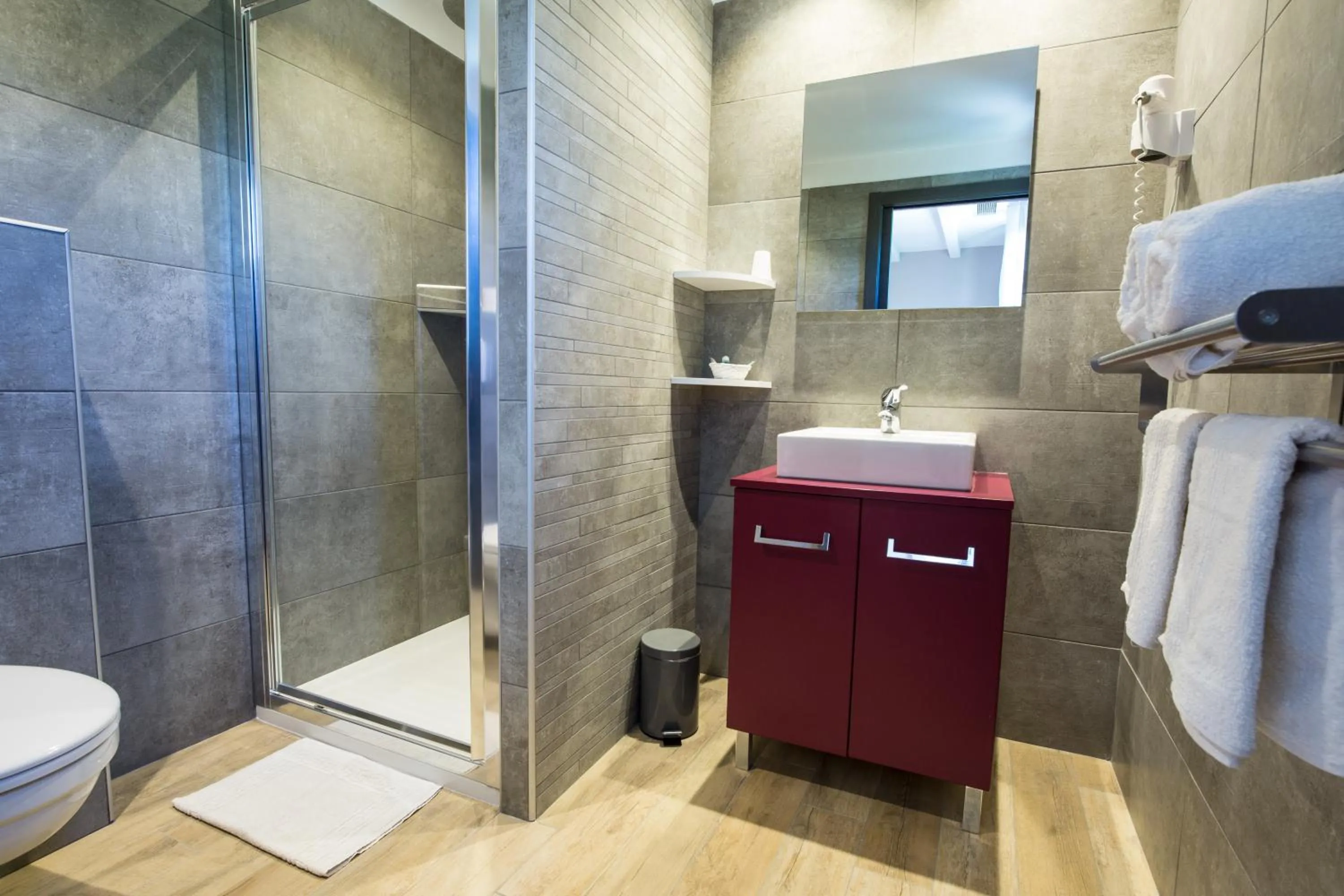 Bathroom in Auberge Lustincone
