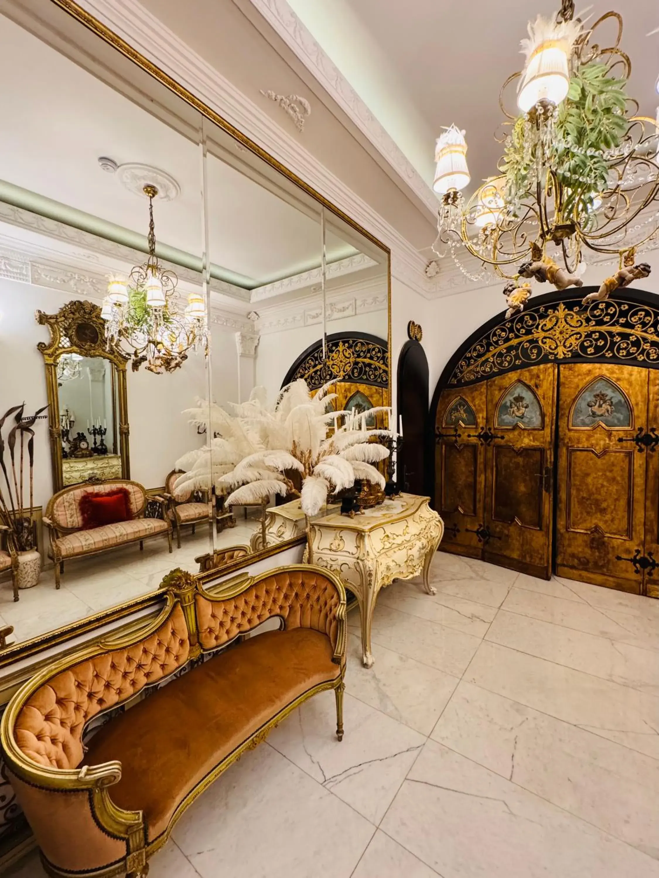 Lobby or reception in Conacul Coroanei Luxury Boutique Hotel Lobby or reception in Conacul Coroanei Luxury Boutique Hotel