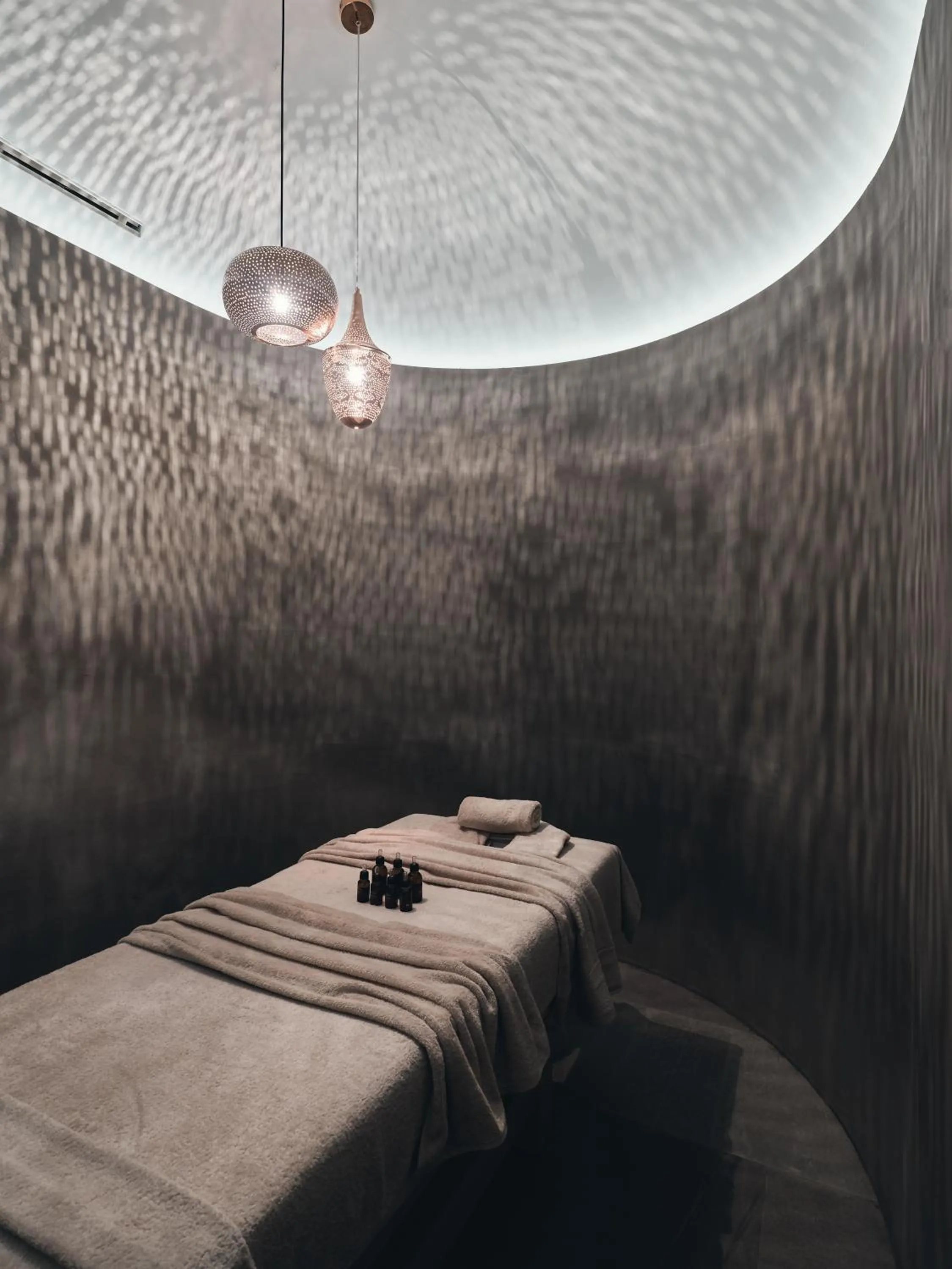 Massage in Contessina Suites & Spa - Adults Only