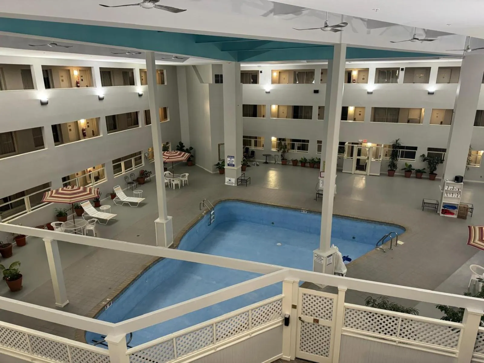 Pool view in Bedford Plaza Hotel - Boston