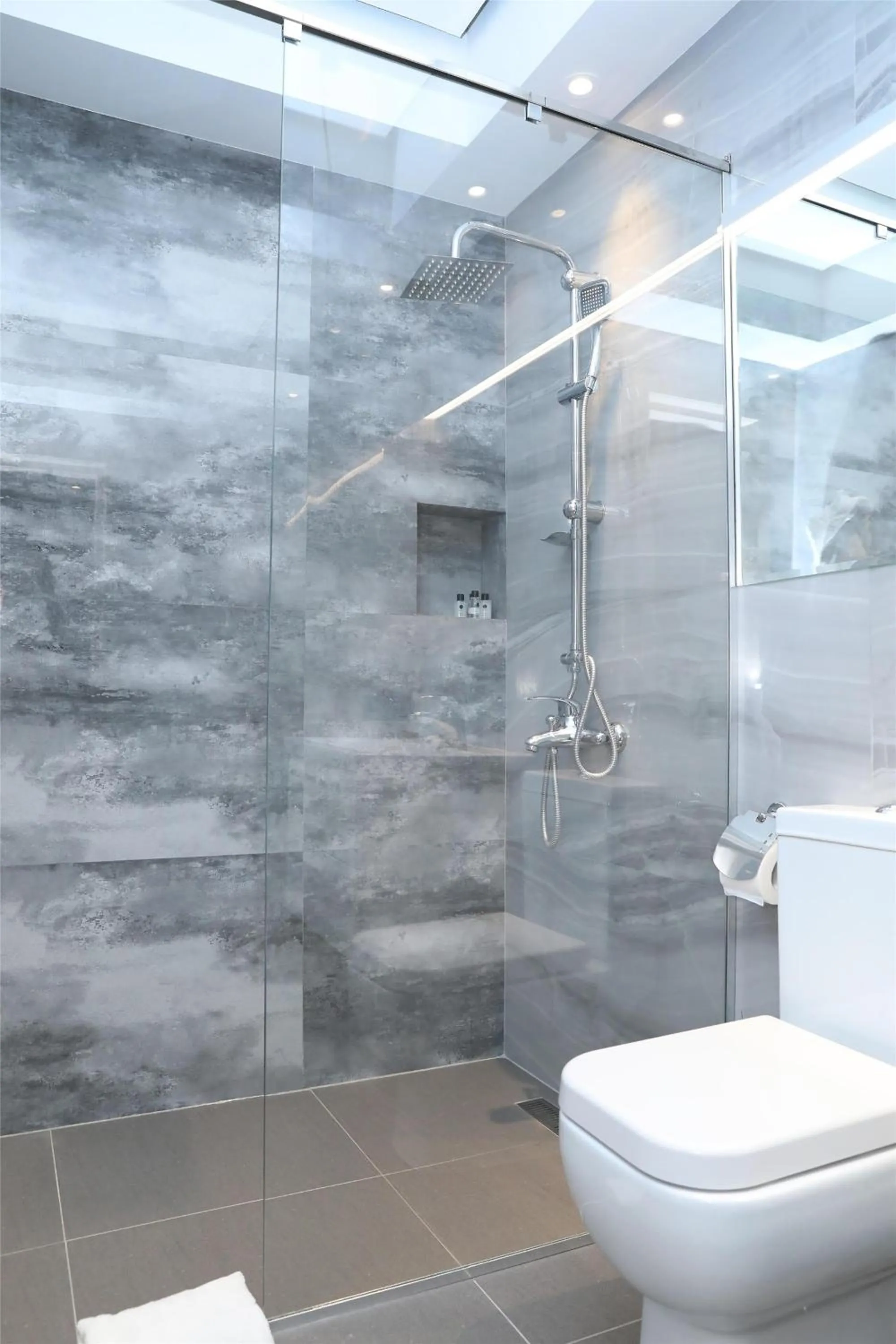 Bedroom in Best Western Plus Paradise Hotel Dilijan