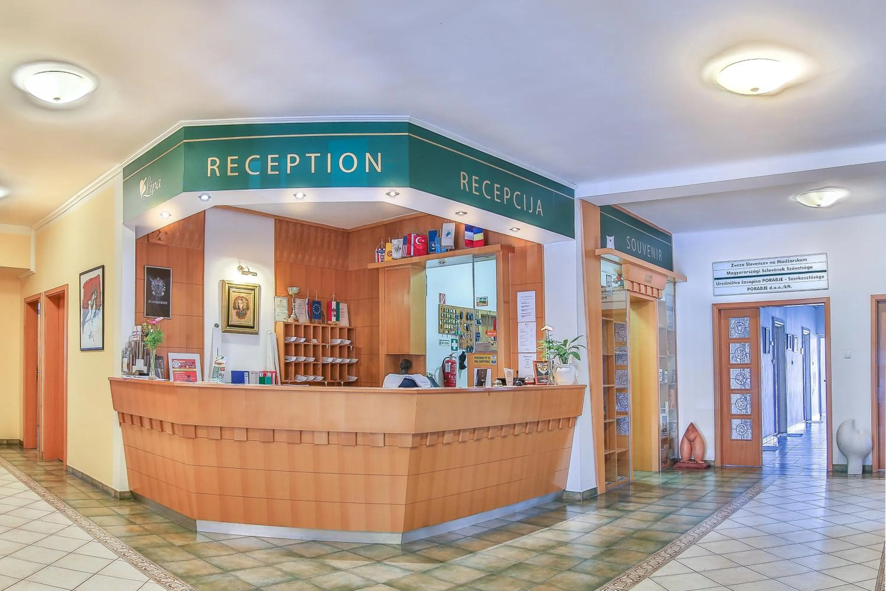 Lobby or reception in Lipa Hotel és Étterem