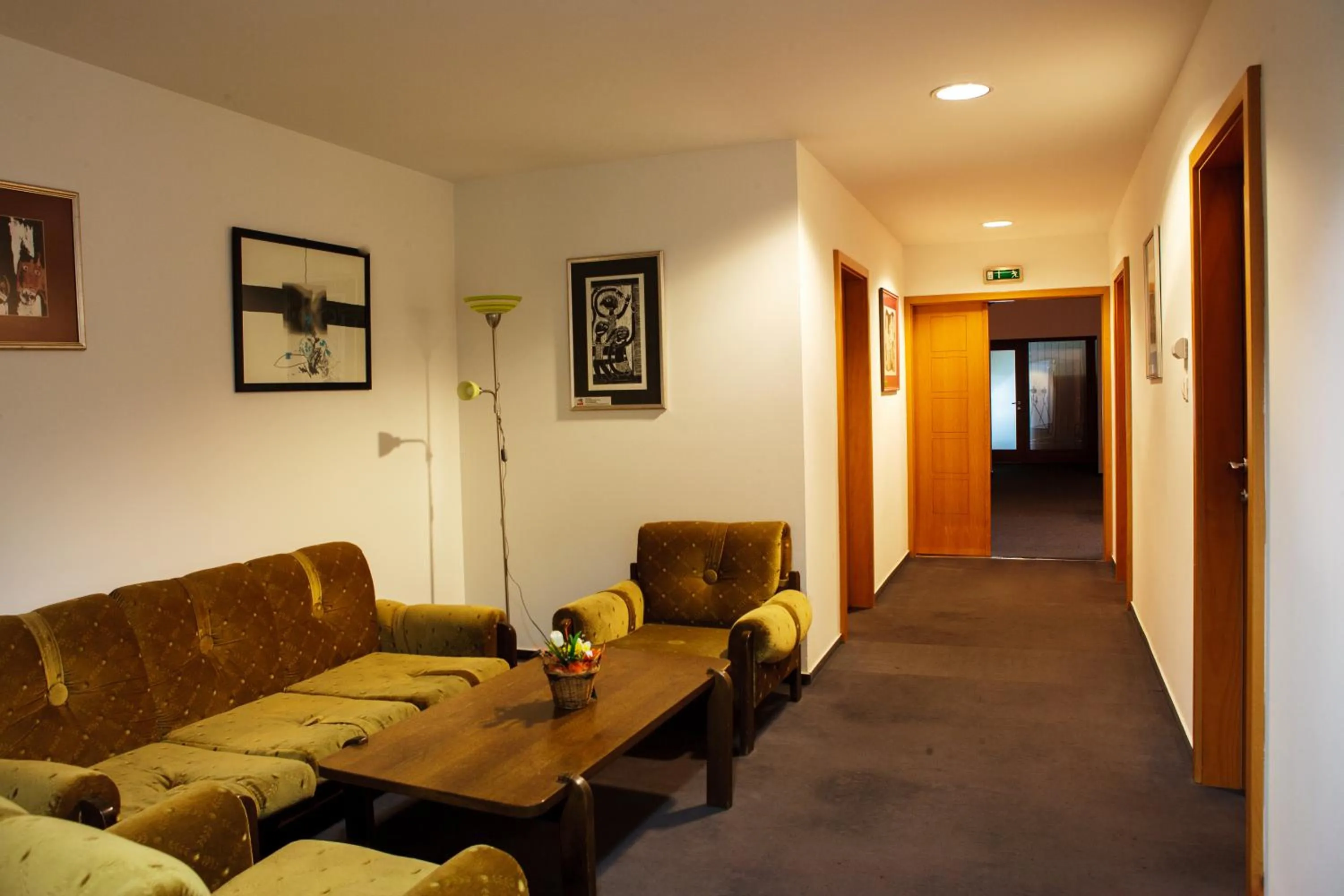 Lipa Hotel és Étterem