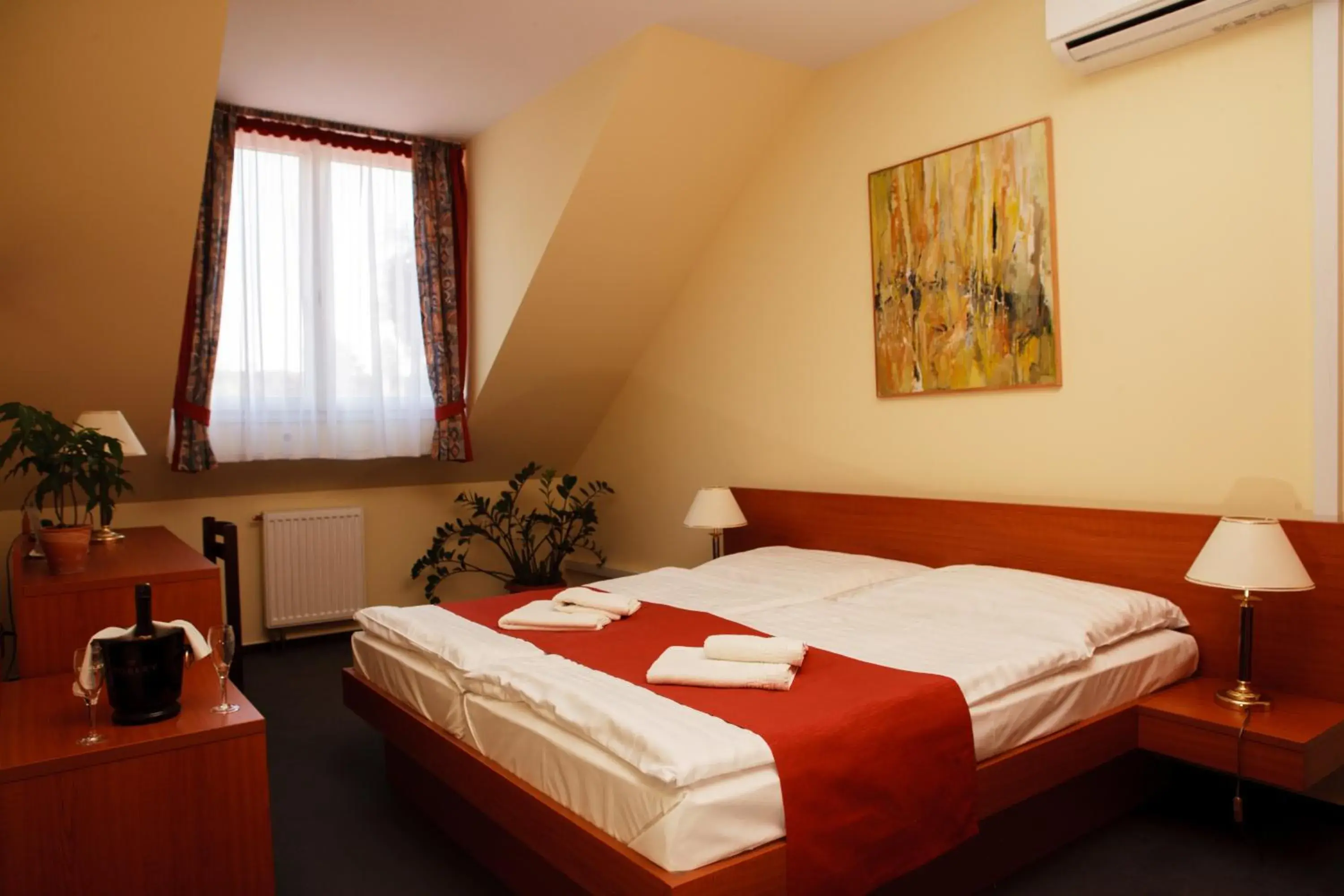 Lipa Hotel és Étterem Lipa Hotel és Étterem