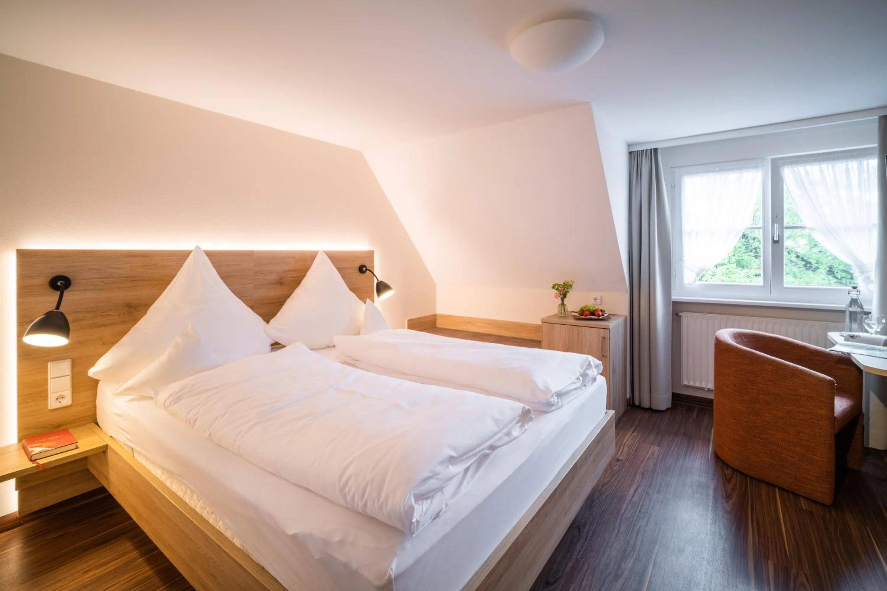 Photo of the whole room, Bed in Landgasthof Keller