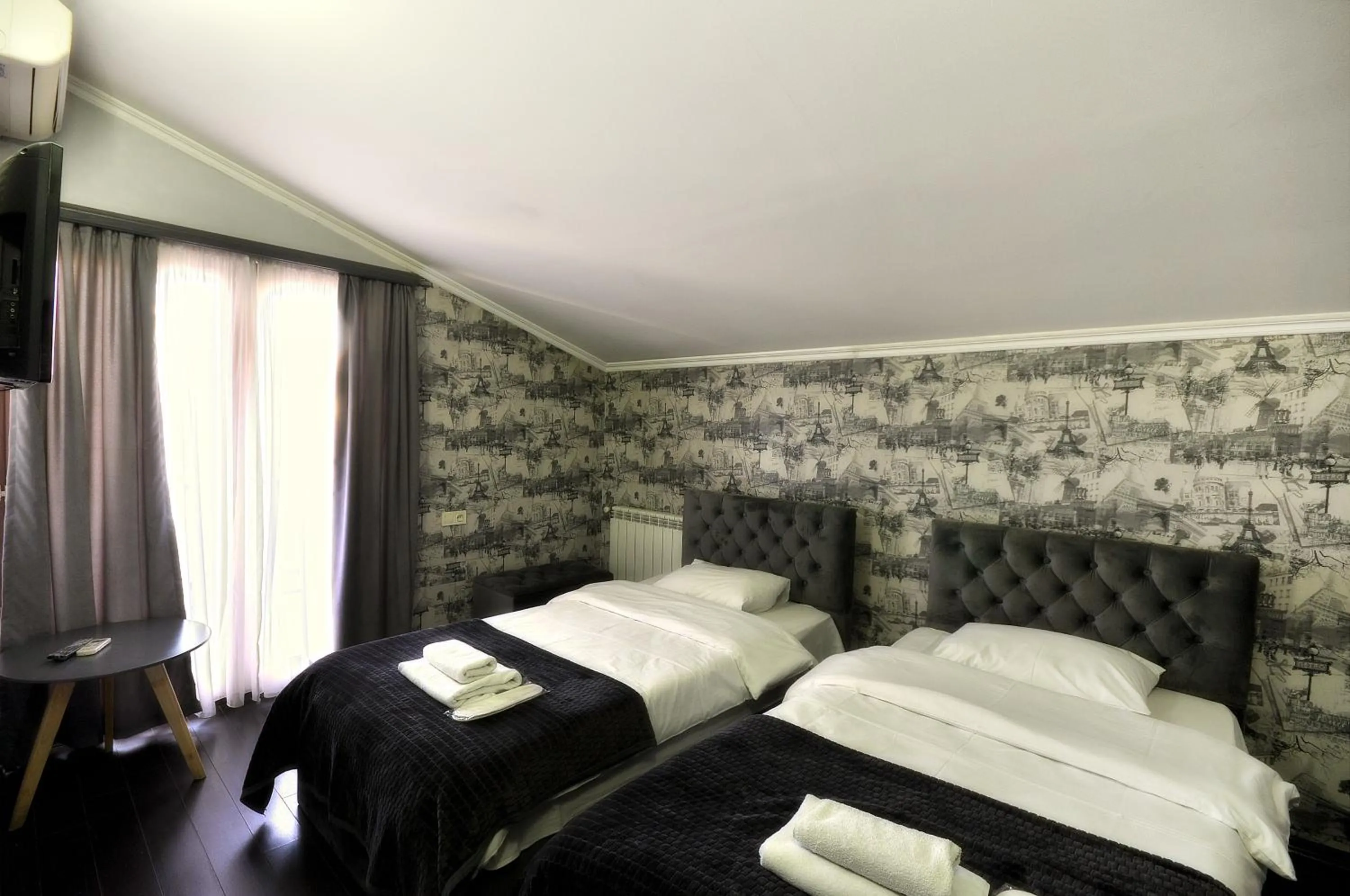 Bed in Hotel Majestic