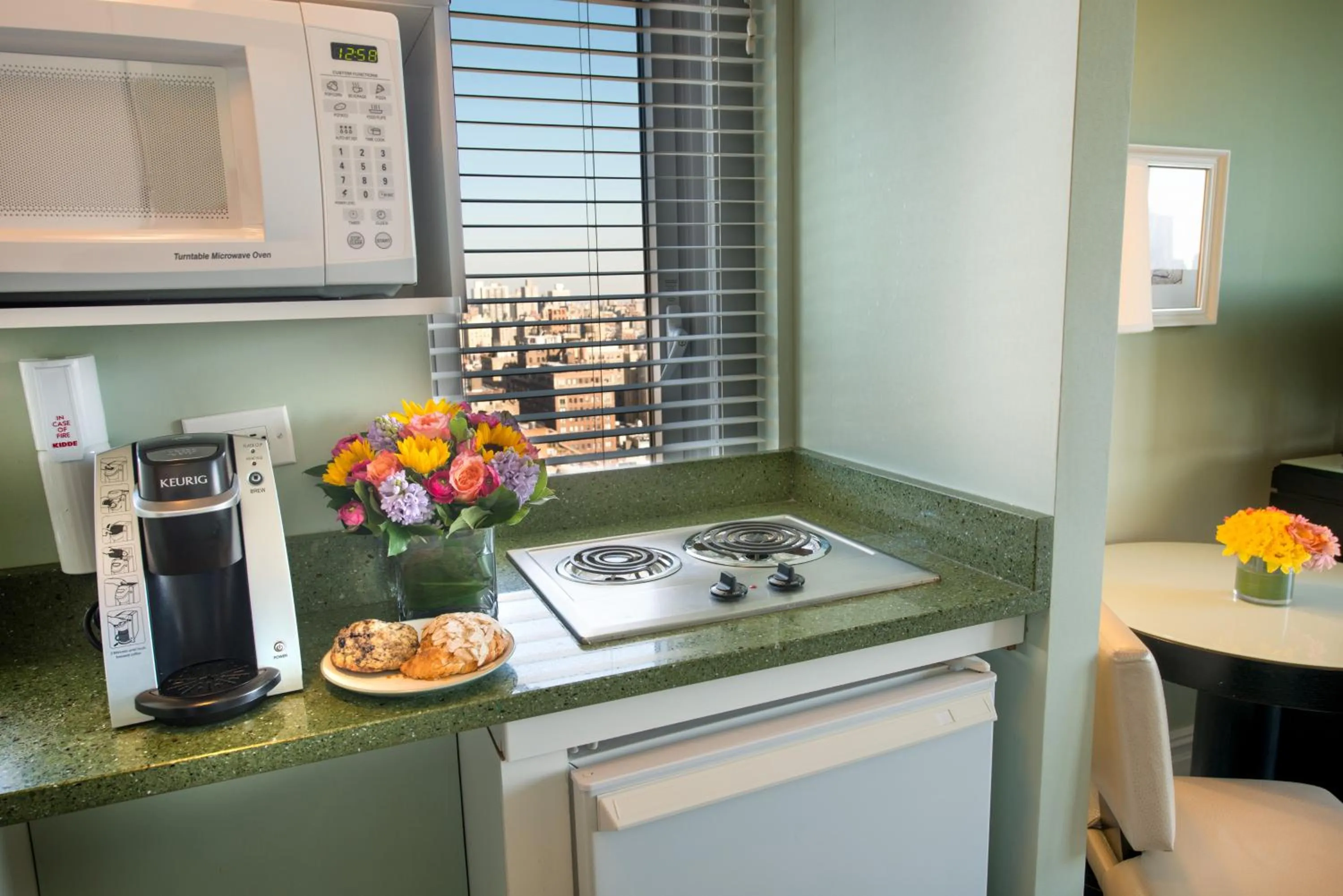Kitchen or kitchenette in Hotel Beacon