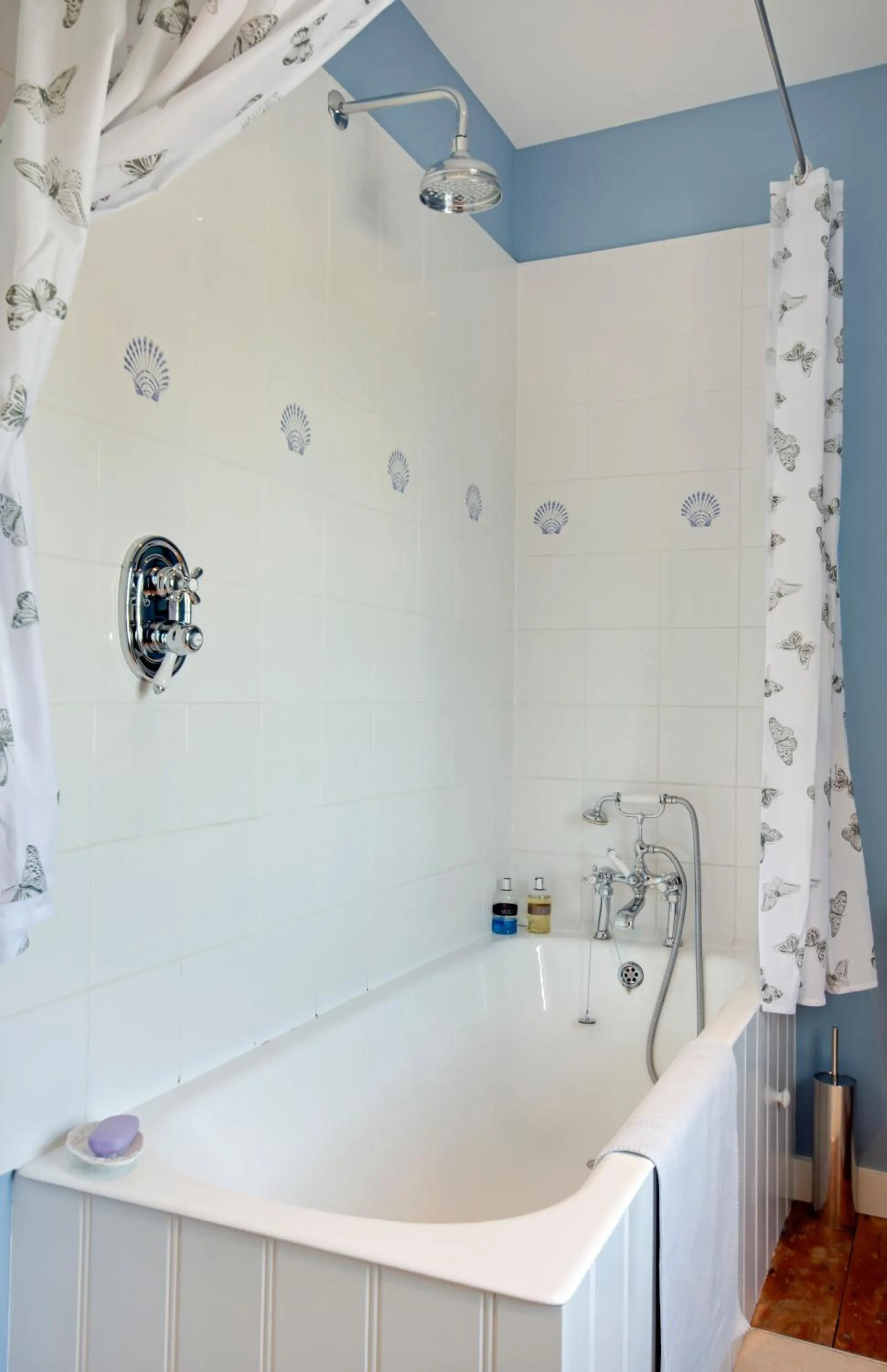 Other, Bathroom in Lockgate Dairy