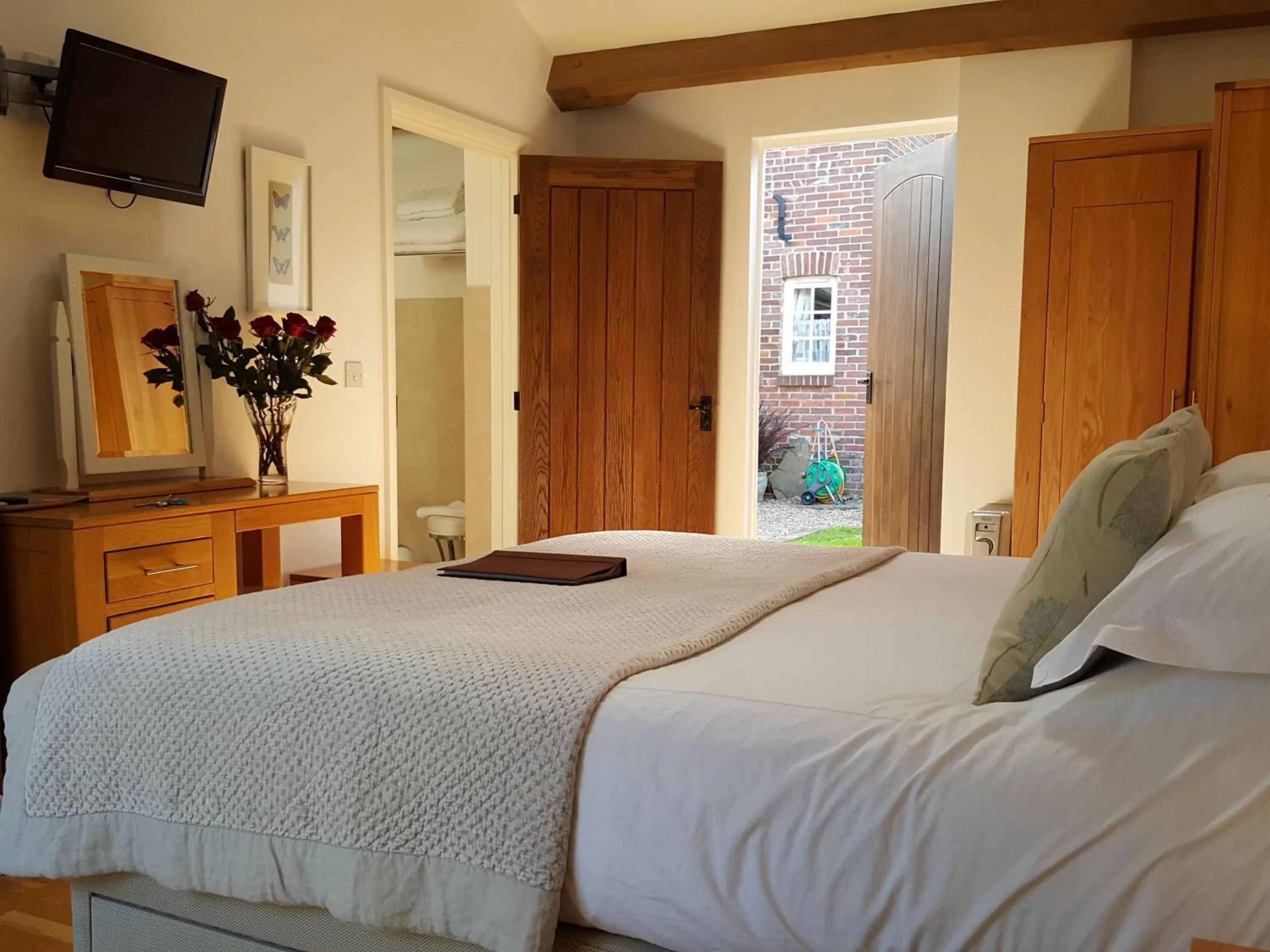 Photo of the whole room in Lockgate Dairy