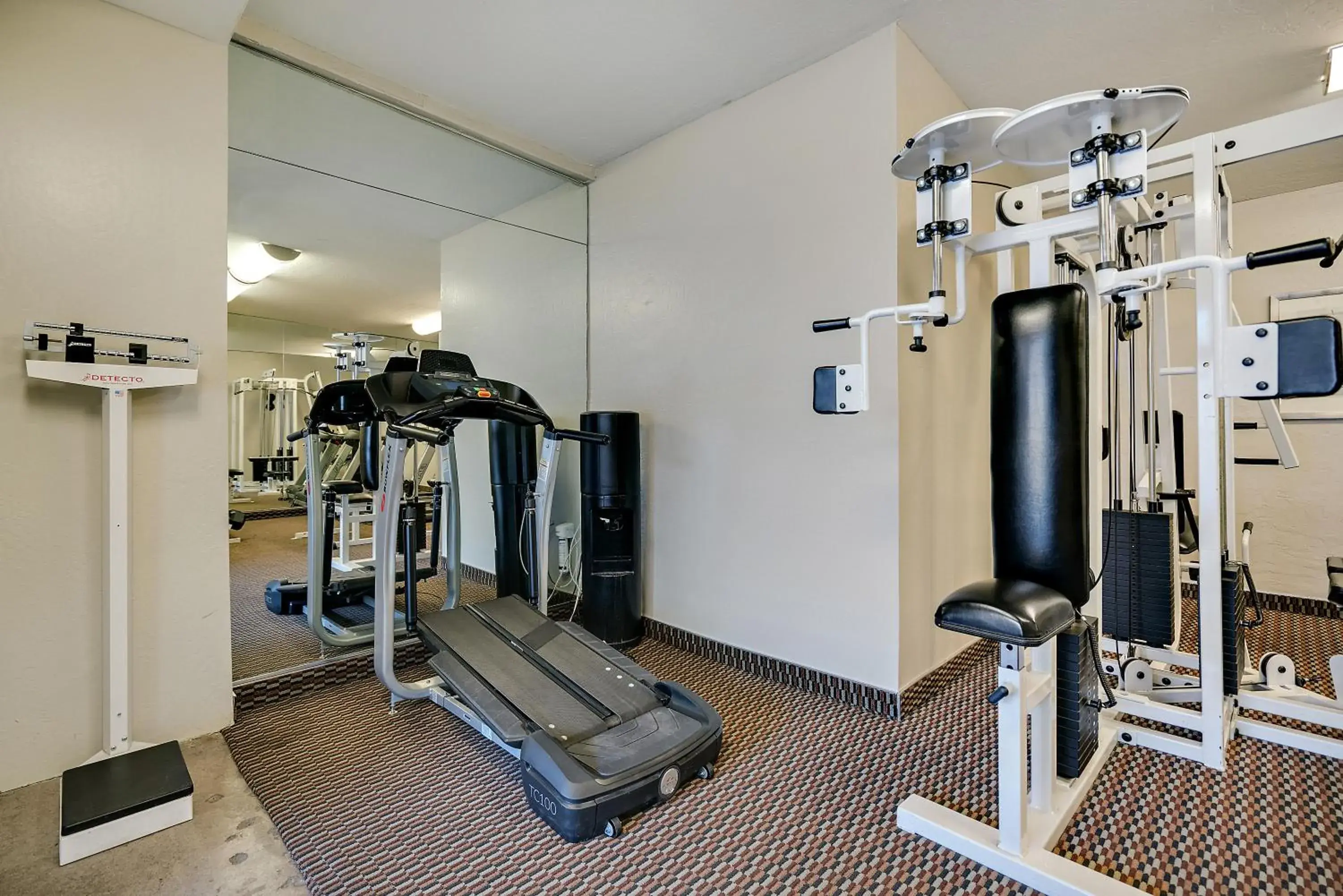 Fitness centre/facilities, Fitness Center/Facilities in 3 Palms Hotel