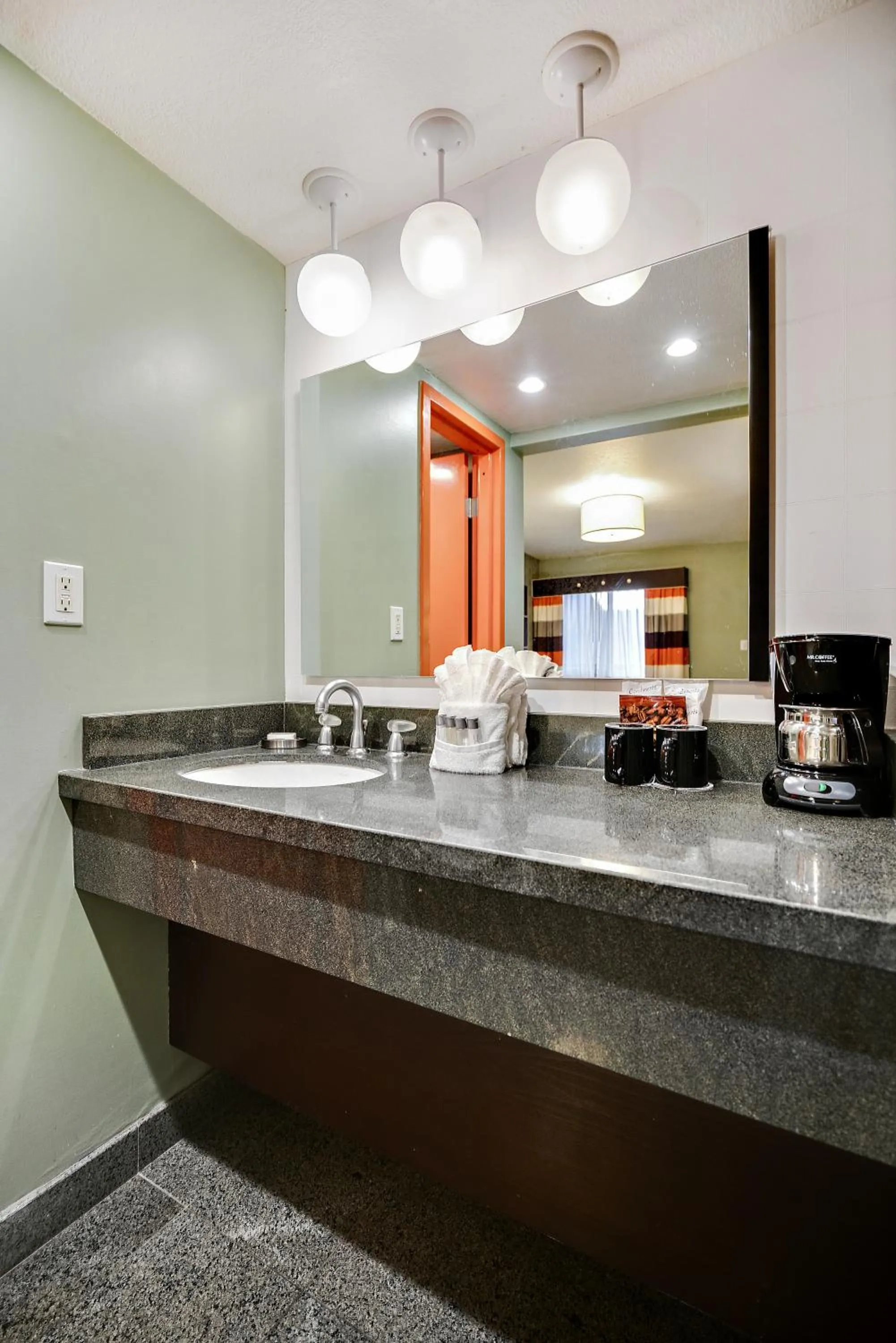 Bathroom in 3 Palms Hotel